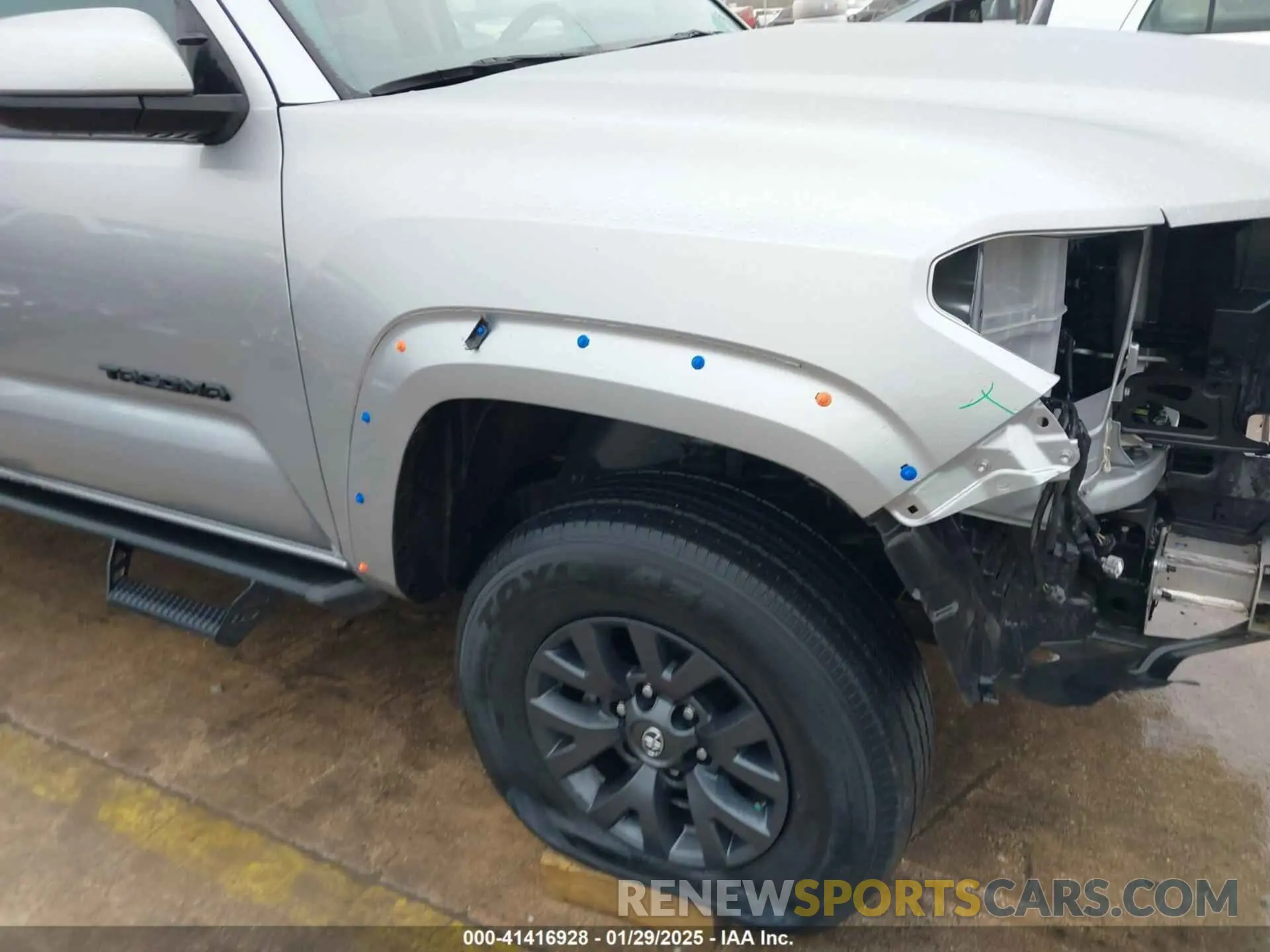 19 Photograph of a damaged car 3TMBZ5DN4NM035761 TOYOTA TACOMA 2022
