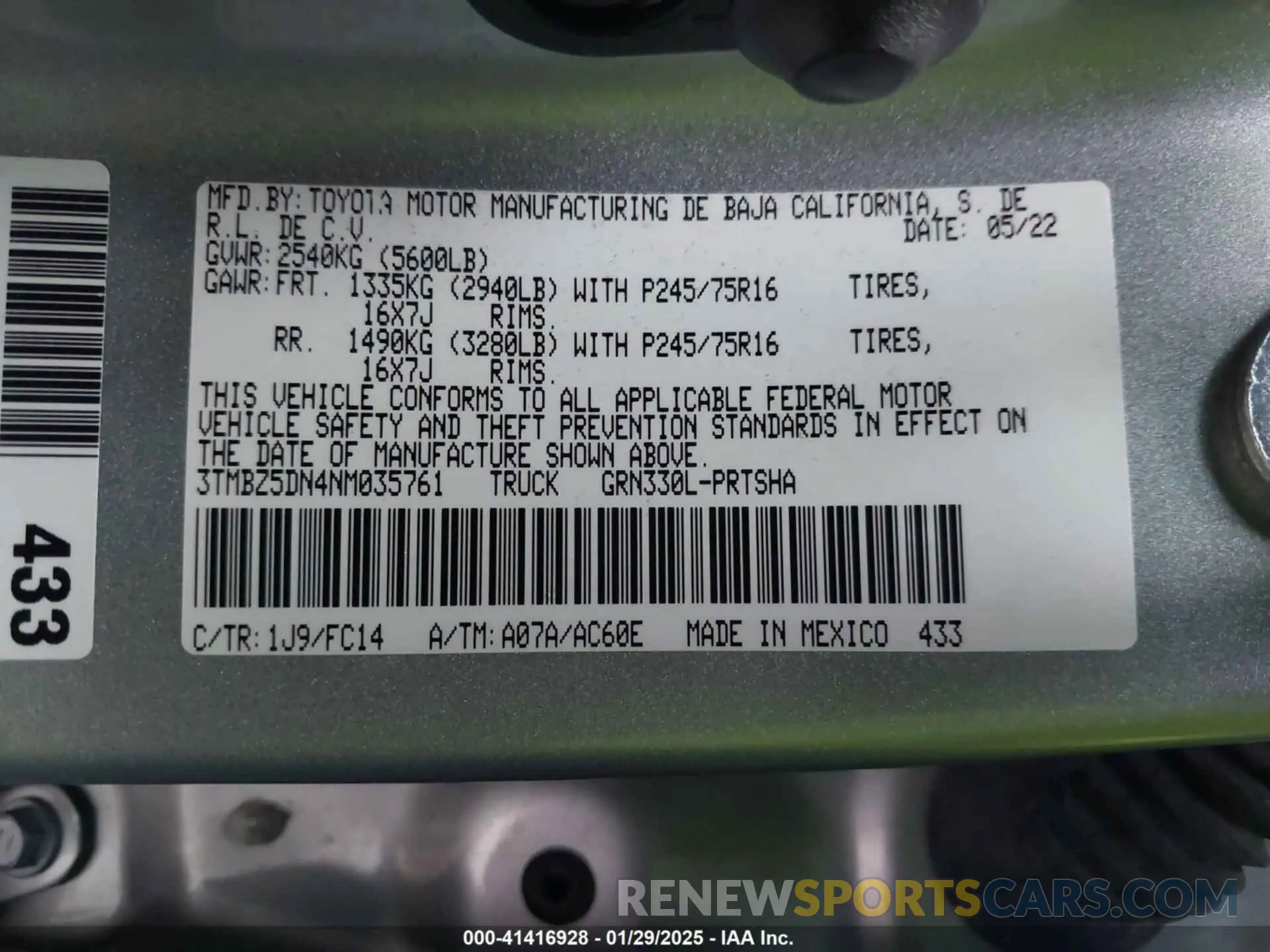 9 Photograph of a damaged car 3TMBZ5DN4NM035761 TOYOTA TACOMA 2022