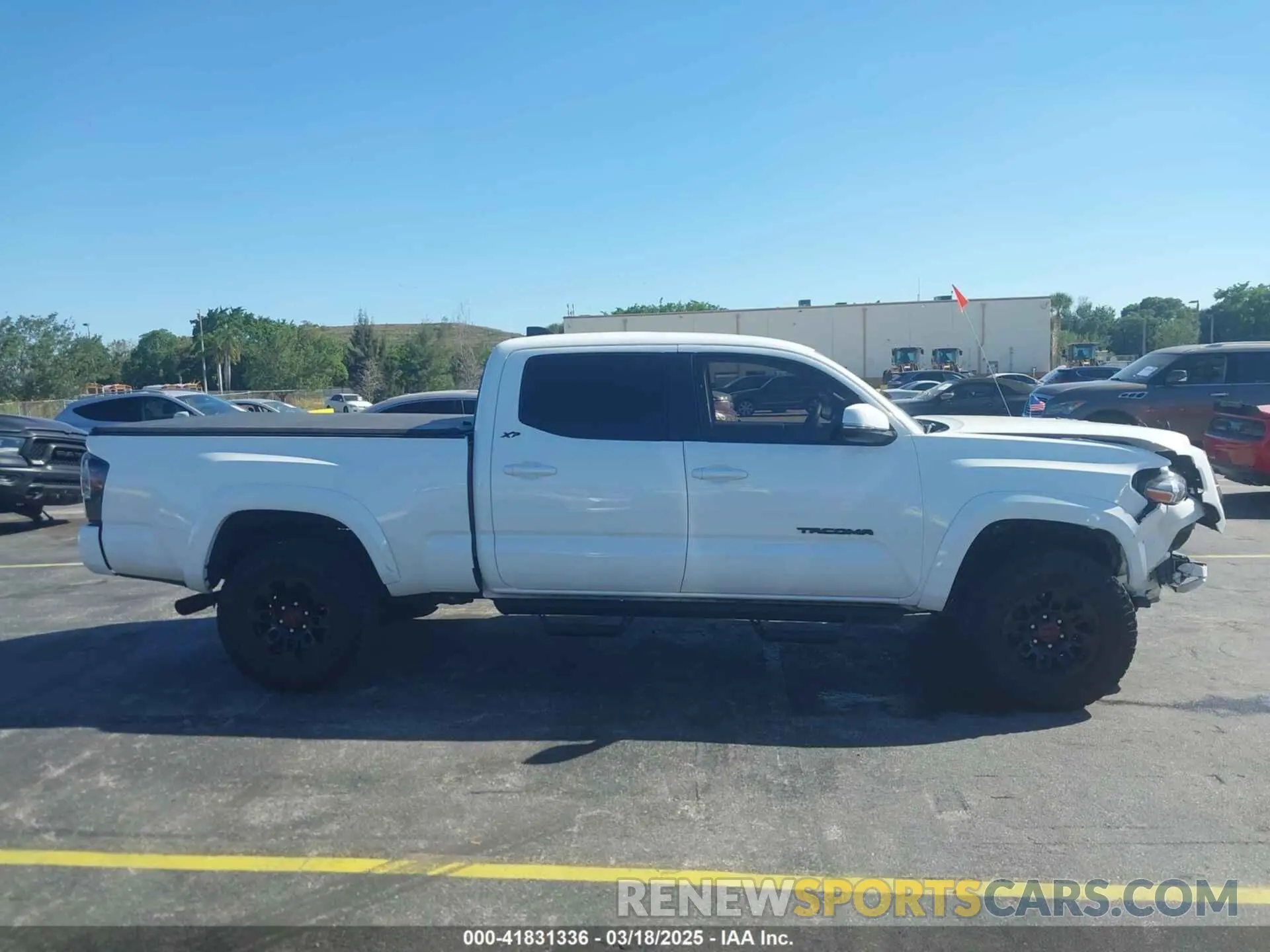 13 Photograph of a damaged car 3TMBZ5DN6NM037317 TOYOTA TACOMA 2022