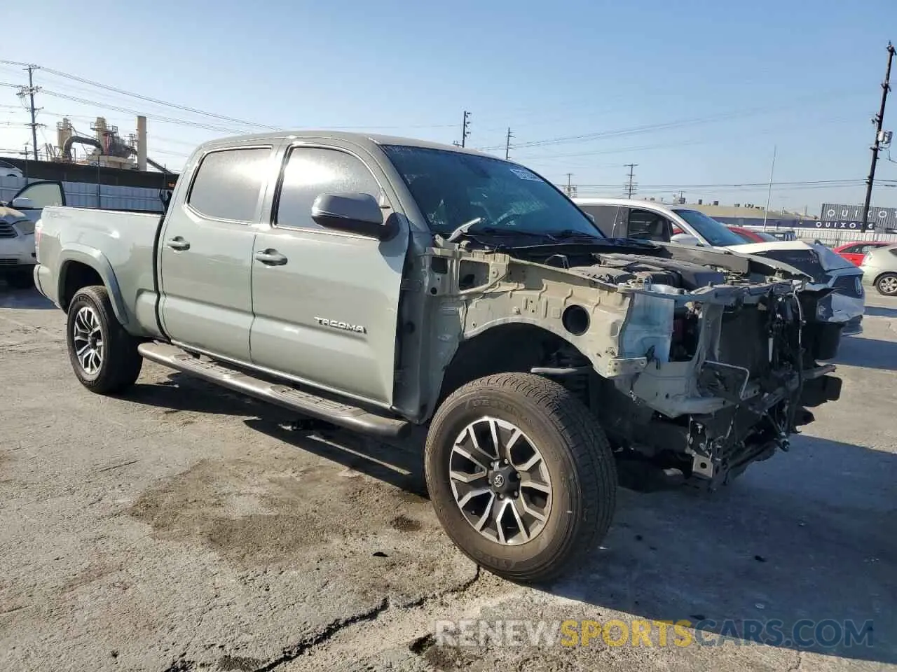 4 Photograph of a damaged car 3TMBZ5DN7NM032627 TOYOTA TACOMA 2022