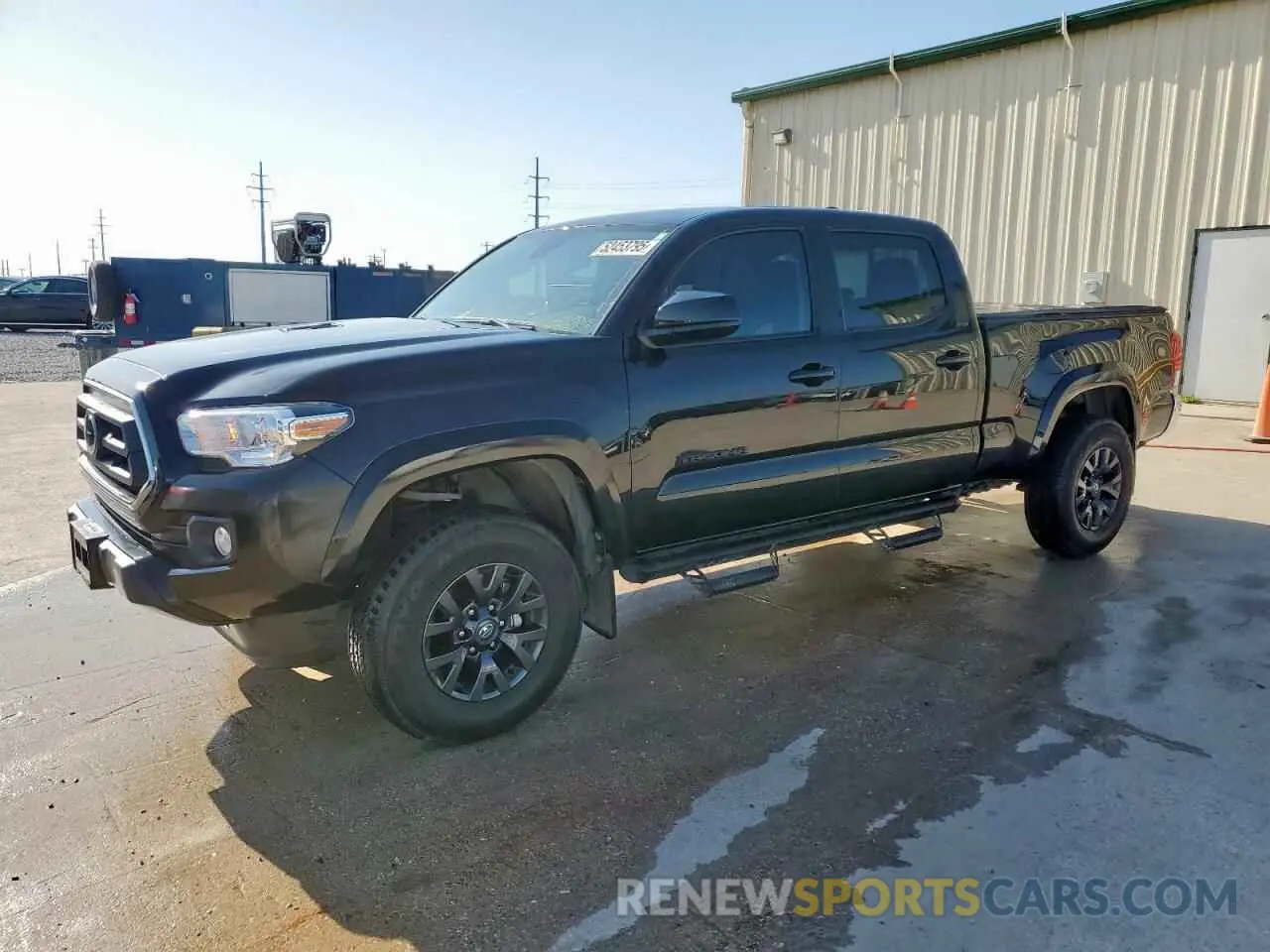 1 Photograph of a damaged car 3TMBZ5DN8NM033317 TOYOTA TACOMA 2022