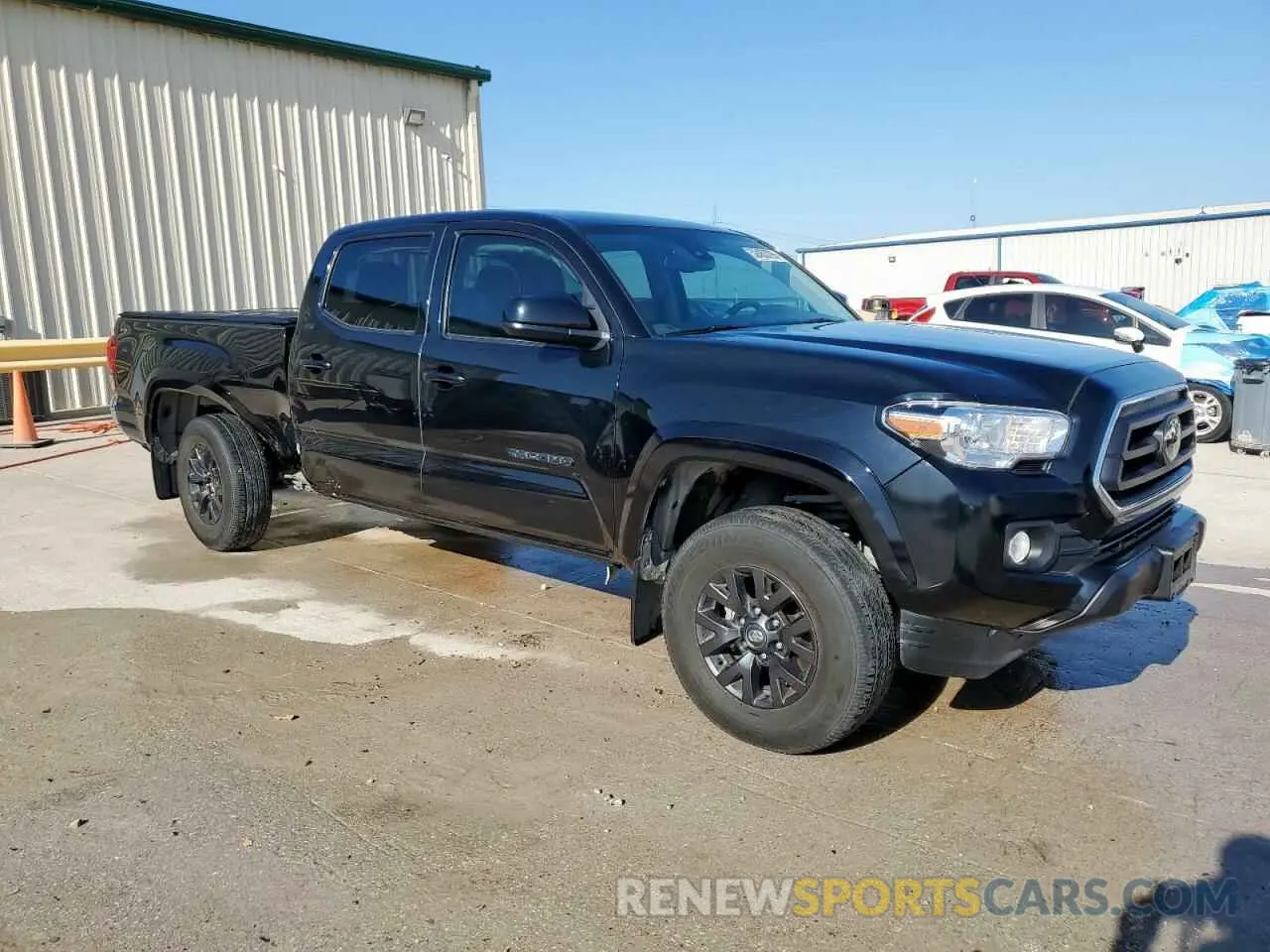 4 Photograph of a damaged car 3TMBZ5DN8NM033317 TOYOTA TACOMA 2022