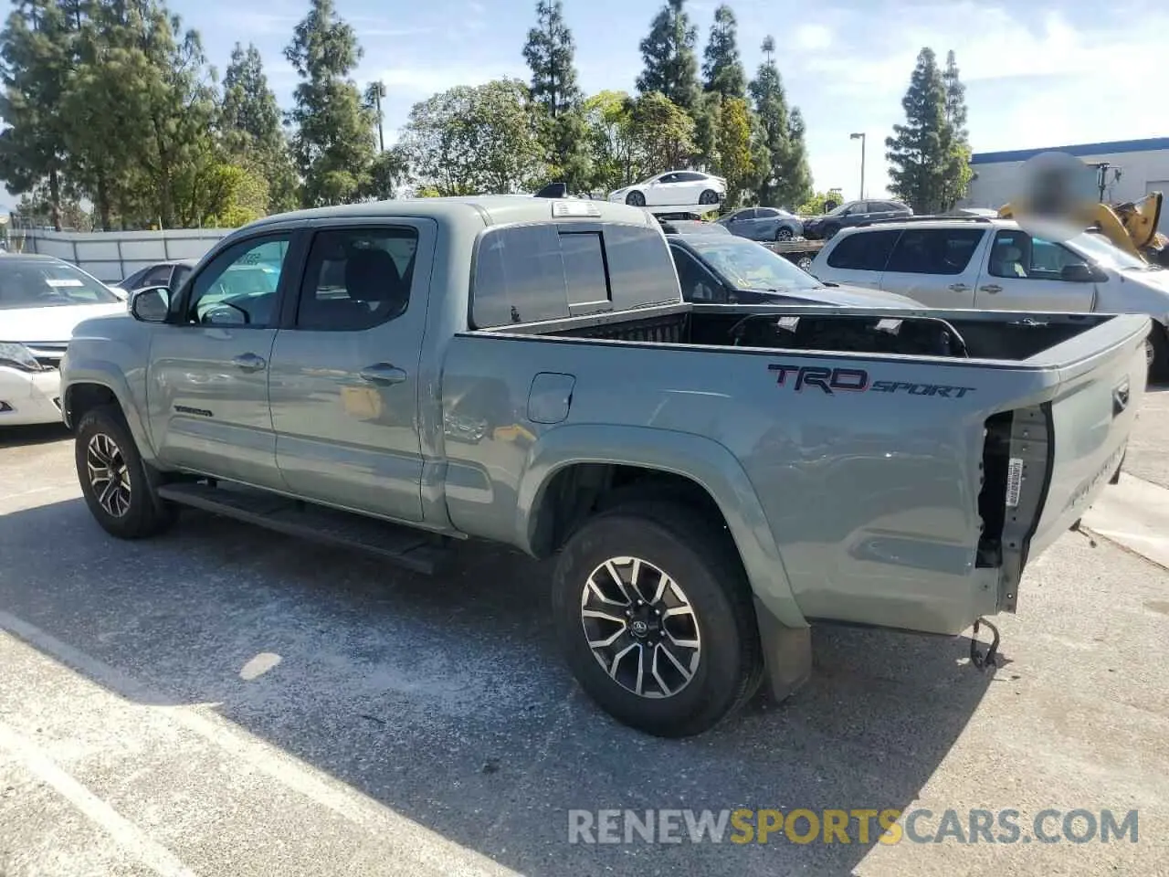 2 Photograph of a damaged car 3TMBZ5DN9NM033861 TOYOTA TACOMA 2022