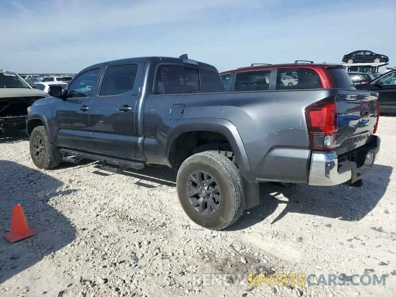 2 Photograph of a damaged car 3TMBZ5DN9NM035433 TOYOTA TACOMA 2022