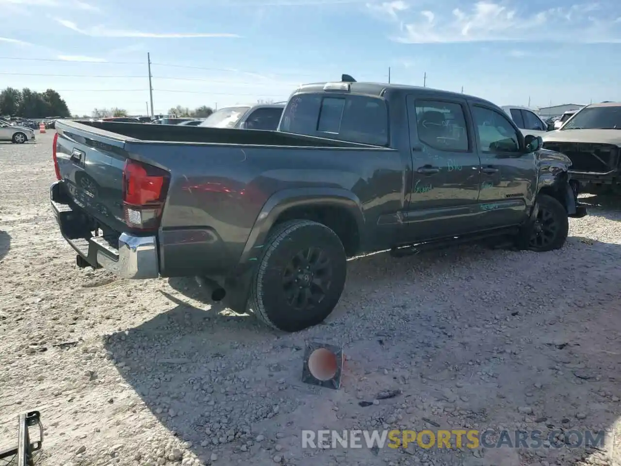 3 Photograph of a damaged car 3TMBZ5DN9NM035433 TOYOTA TACOMA 2022