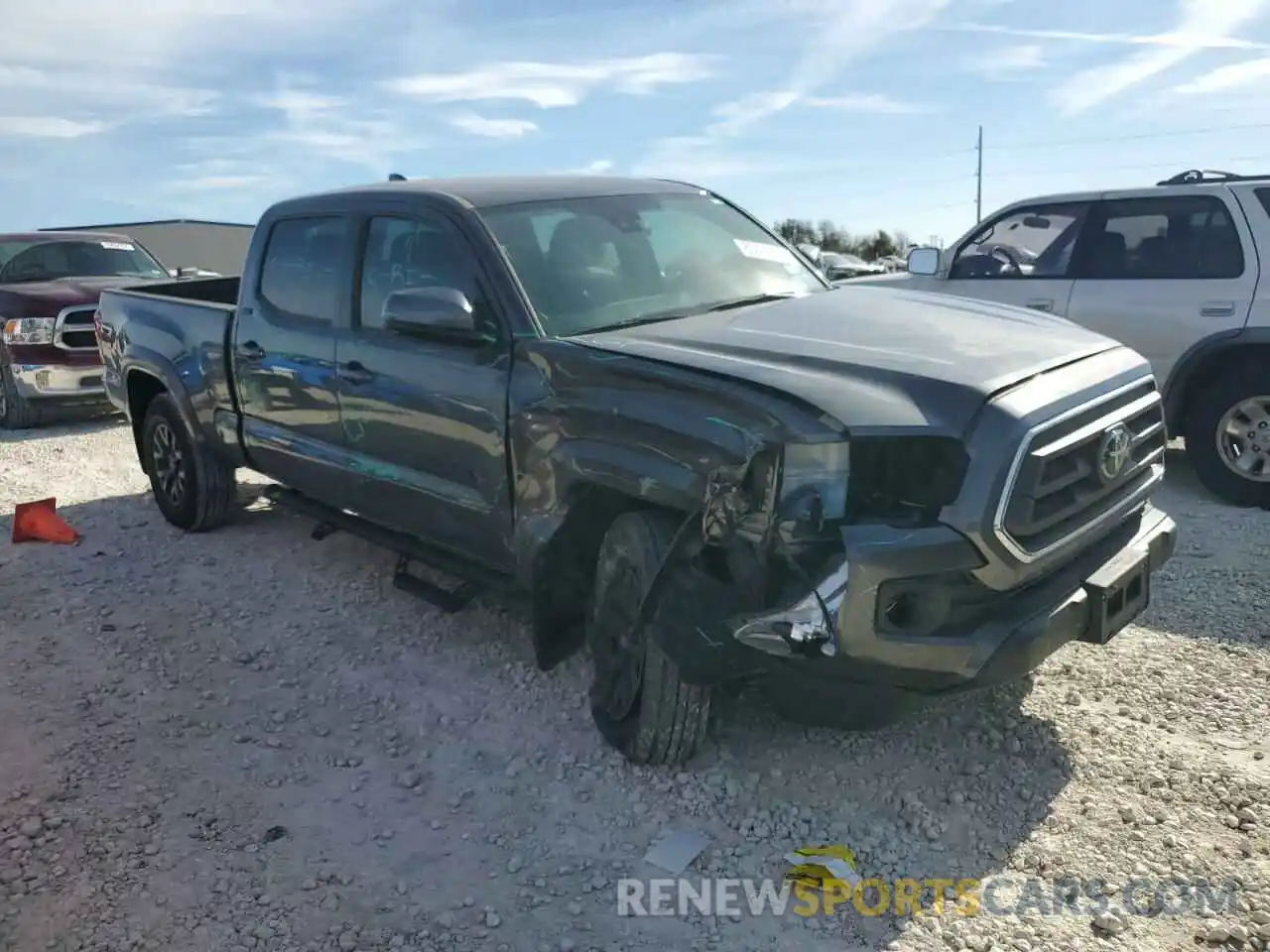 4 Photograph of a damaged car 3TMBZ5DN9NM035433 TOYOTA TACOMA 2022