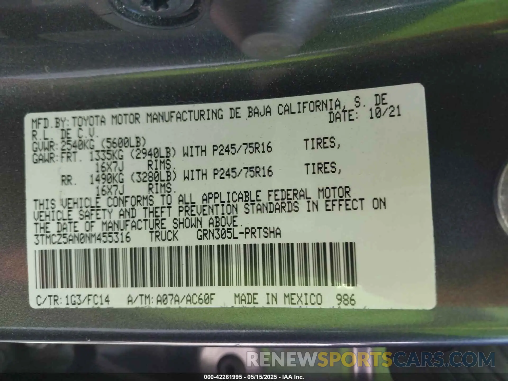 9 Photograph of a damaged car 3TMCZ5AN0NM455316 TOYOTA TACOMA 2022