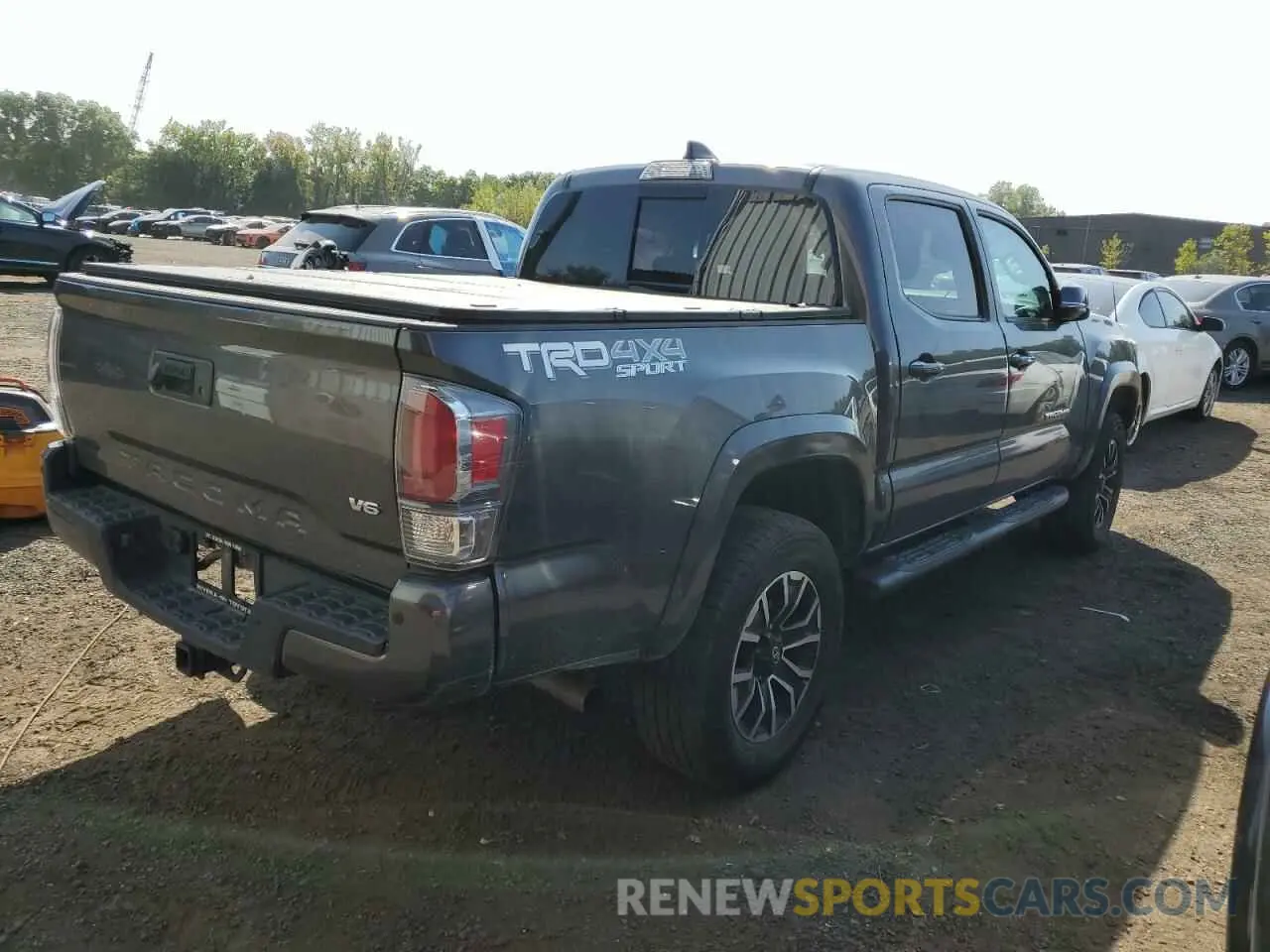 3 Photograph of a damaged car 3TMCZ5AN0NM458300 TOYOTA TACOMA 2022