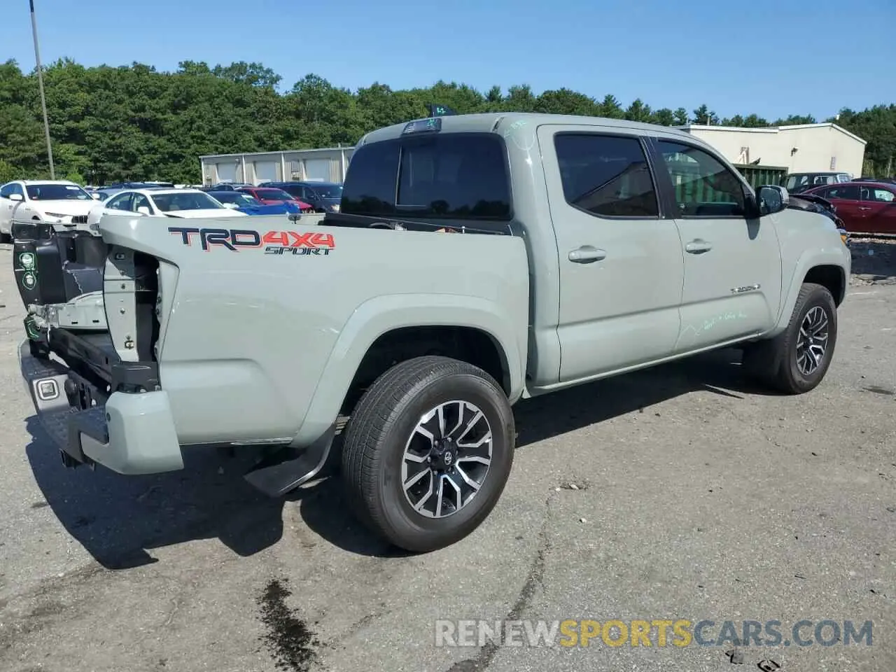 3 Photograph of a damaged car 3TMCZ5AN0NM464937 TOYOTA TACOMA 2022