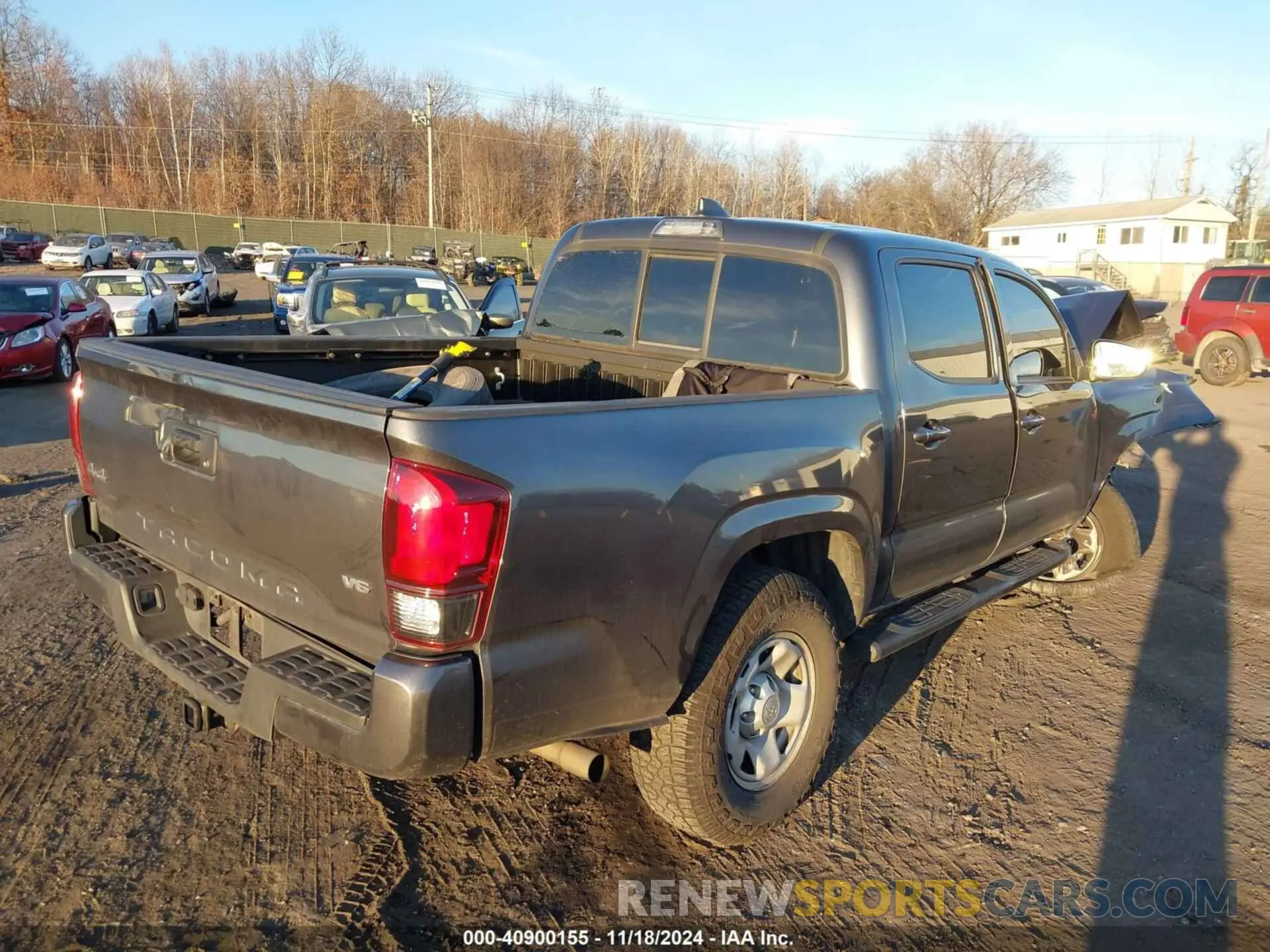 4 Photograph of a damaged car 3TMCZ5AN0NM466624 TOYOTA TACOMA 2022