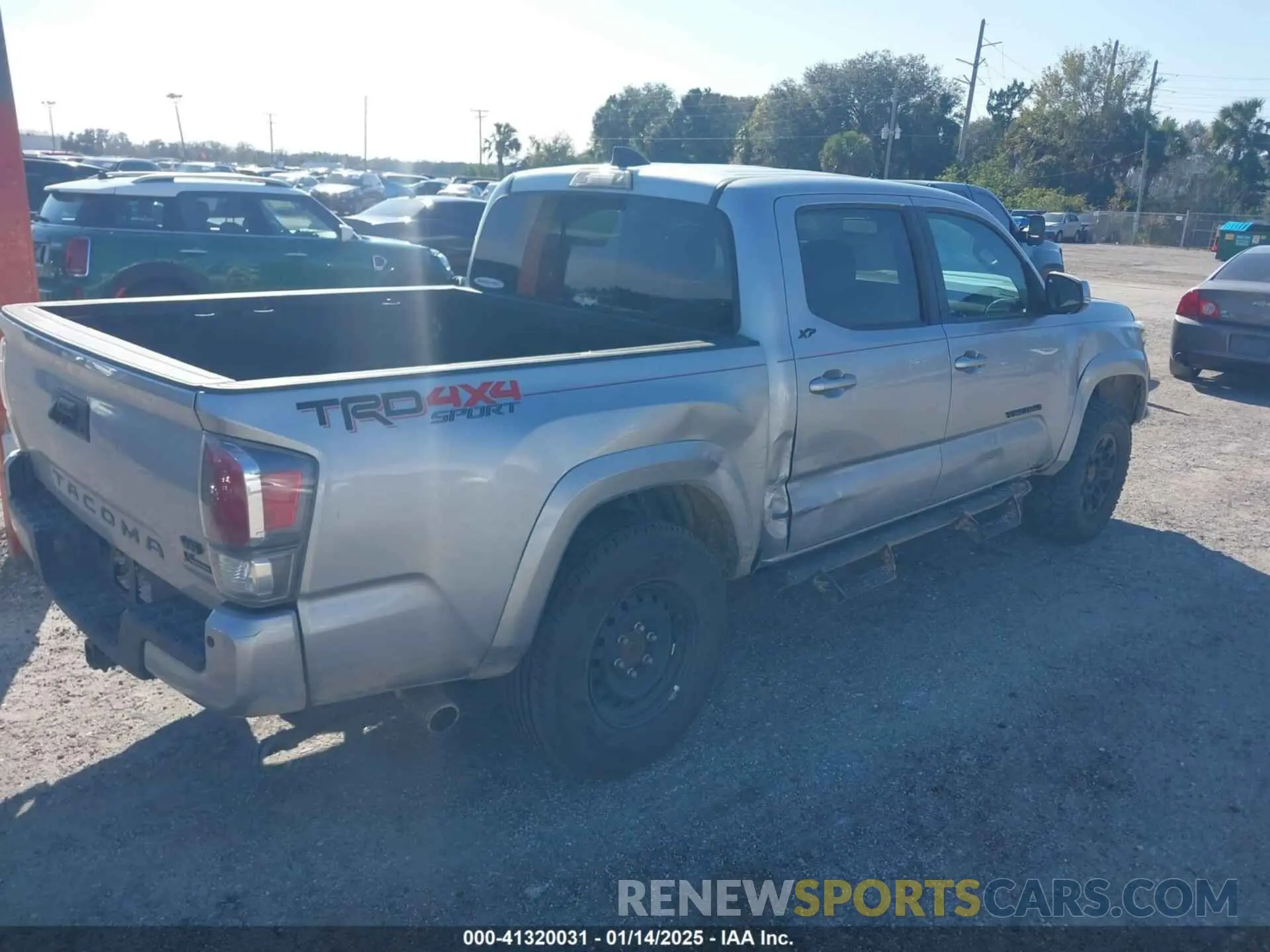 4 Photograph of a damaged car 3TMCZ5AN0NM466686 TOYOTA TACOMA 2022