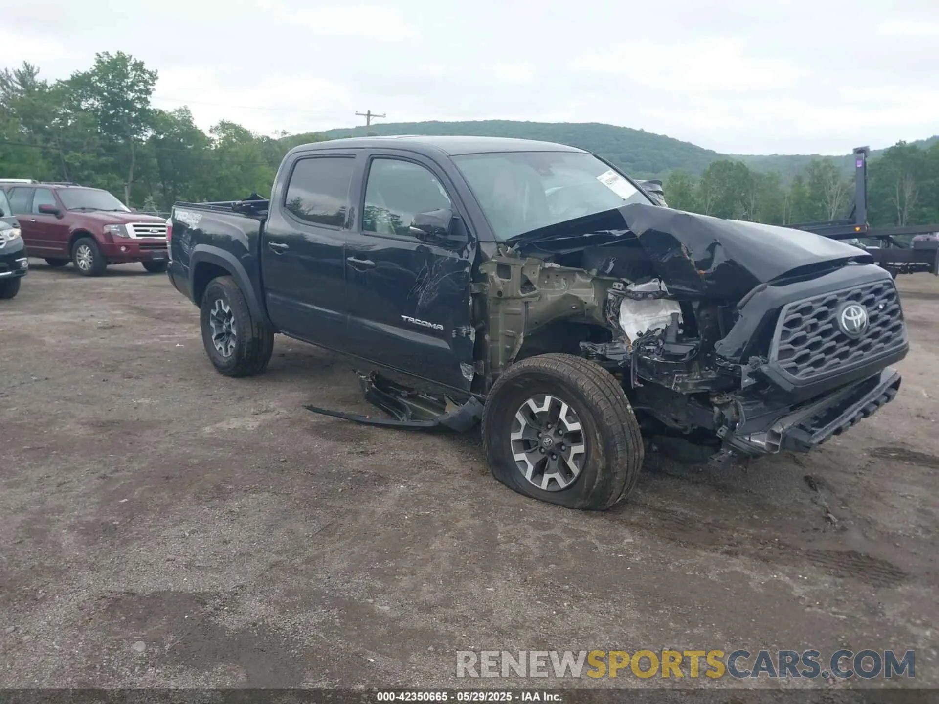 1 Photograph of a damaged car 3TMCZ5AN0NM488946 TOYOTA TACOMA 2022