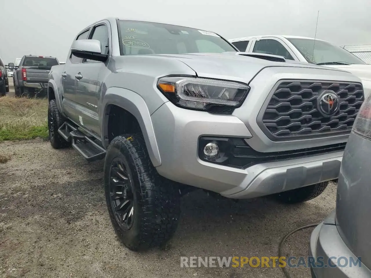 5 Photograph of a damaged car 3TMCZ5AN0NM528815 TOYOTA TACOMA 2022