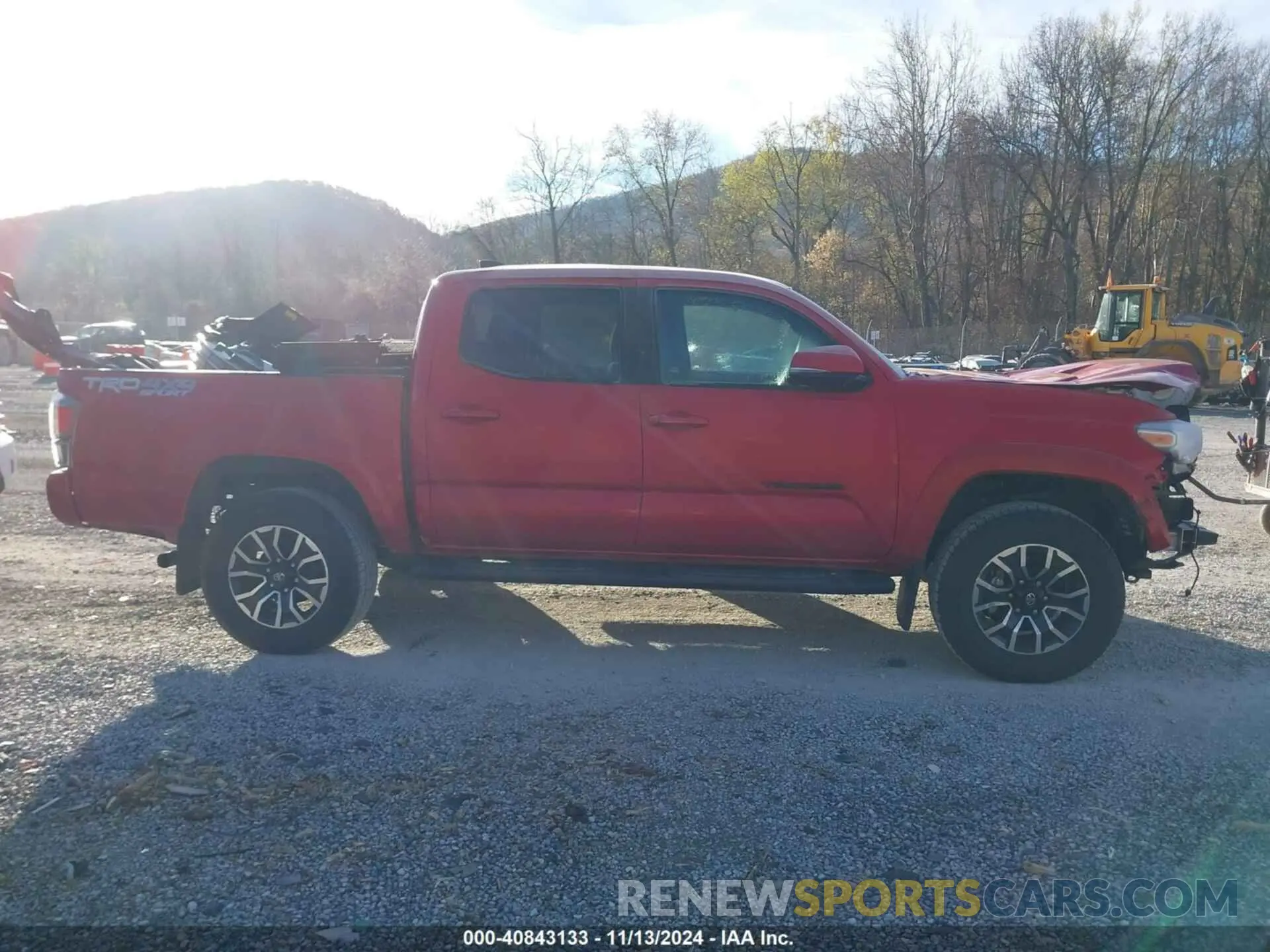 13 Photograph of a damaged car 3TMCZ5AN0NM531682 TOYOTA TACOMA 2022