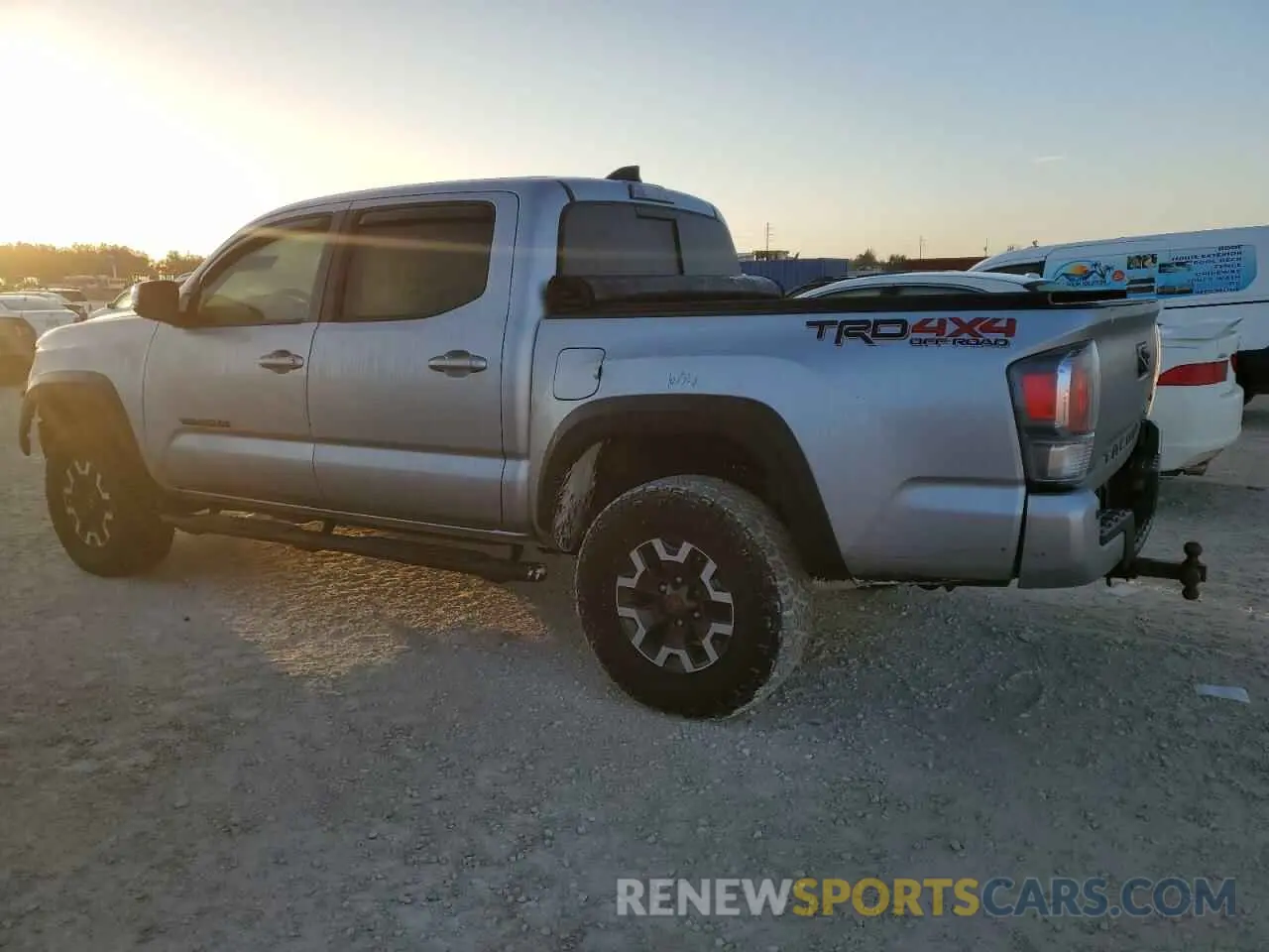 2 Photograph of a damaged car 3TMCZ5AN1NM467085 TOYOTA TACOMA 2022