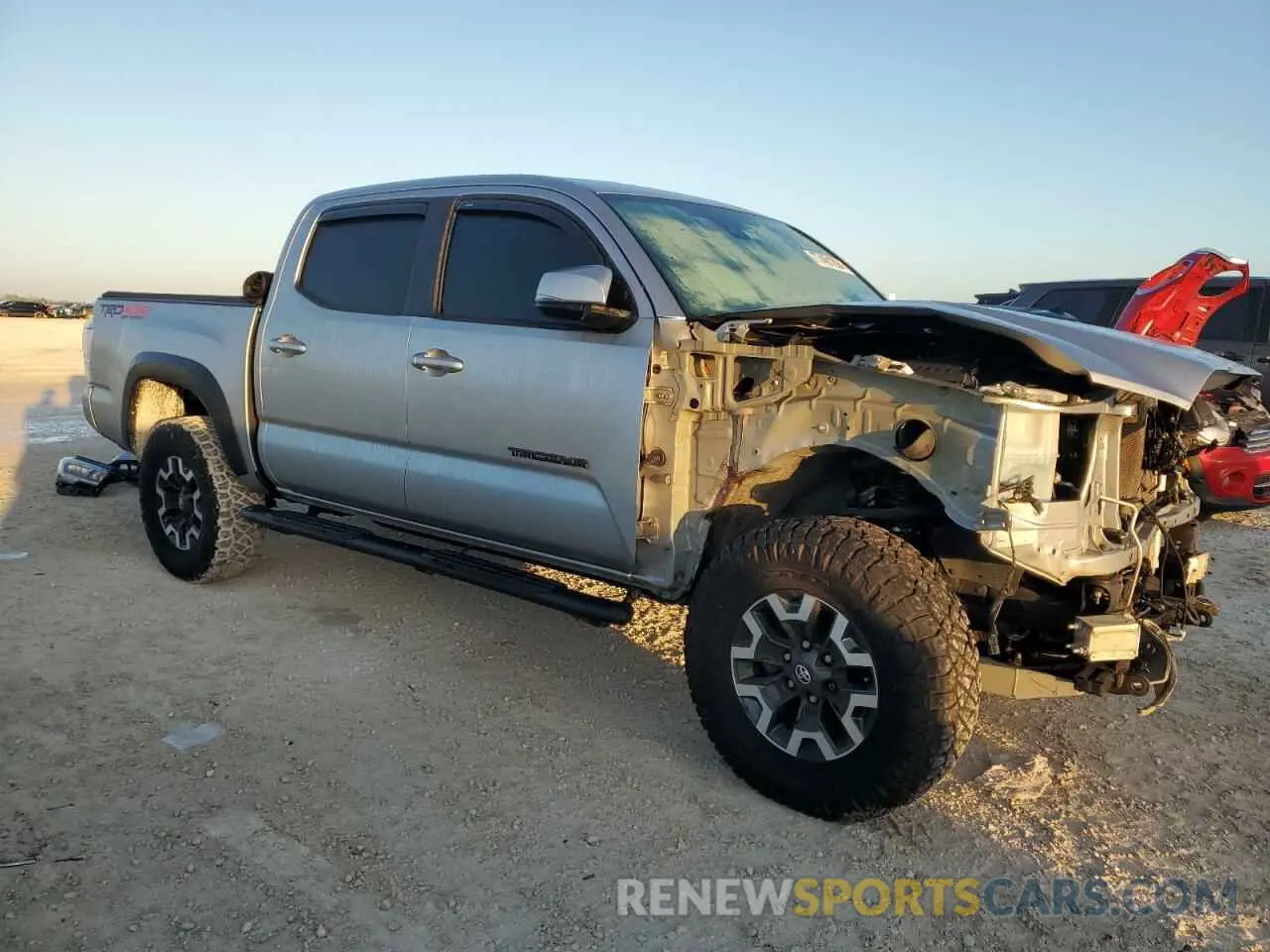 4 Photograph of a damaged car 3TMCZ5AN1NM467085 TOYOTA TACOMA 2022