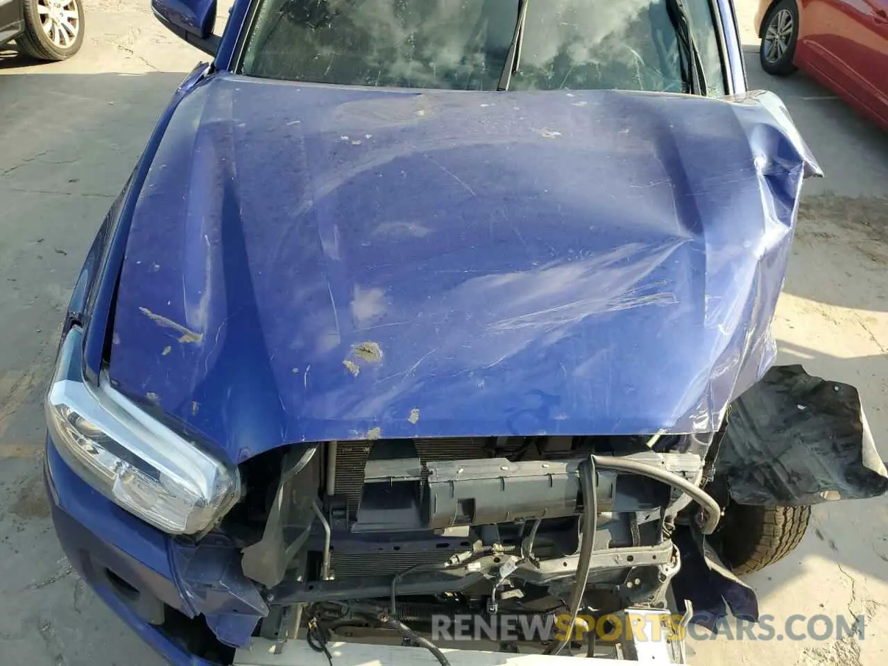 11 Photograph of a damaged car 3TMCZ5AN1NM468754 TOYOTA TACOMA 2022
