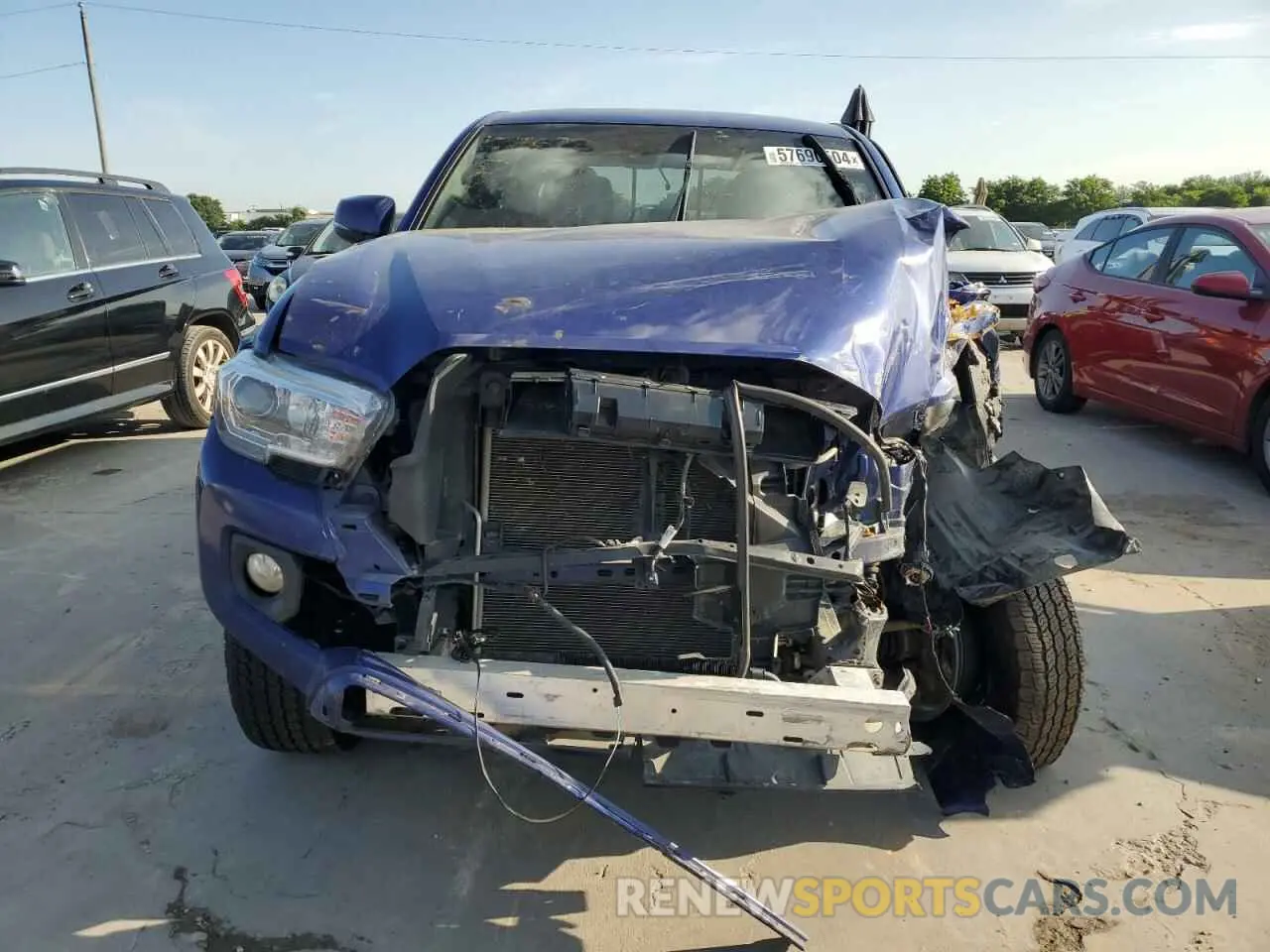 5 Photograph of a damaged car 3TMCZ5AN1NM468754 TOYOTA TACOMA 2022
