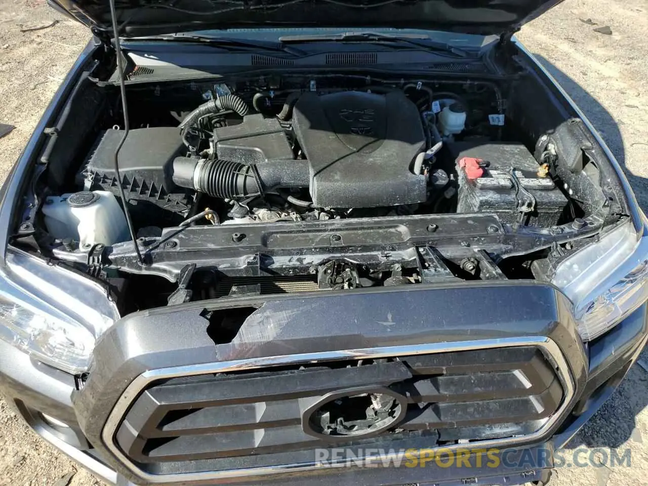 12 Photograph of a damaged car 3TMCZ5AN1NM495405 TOYOTA TACOMA 2022