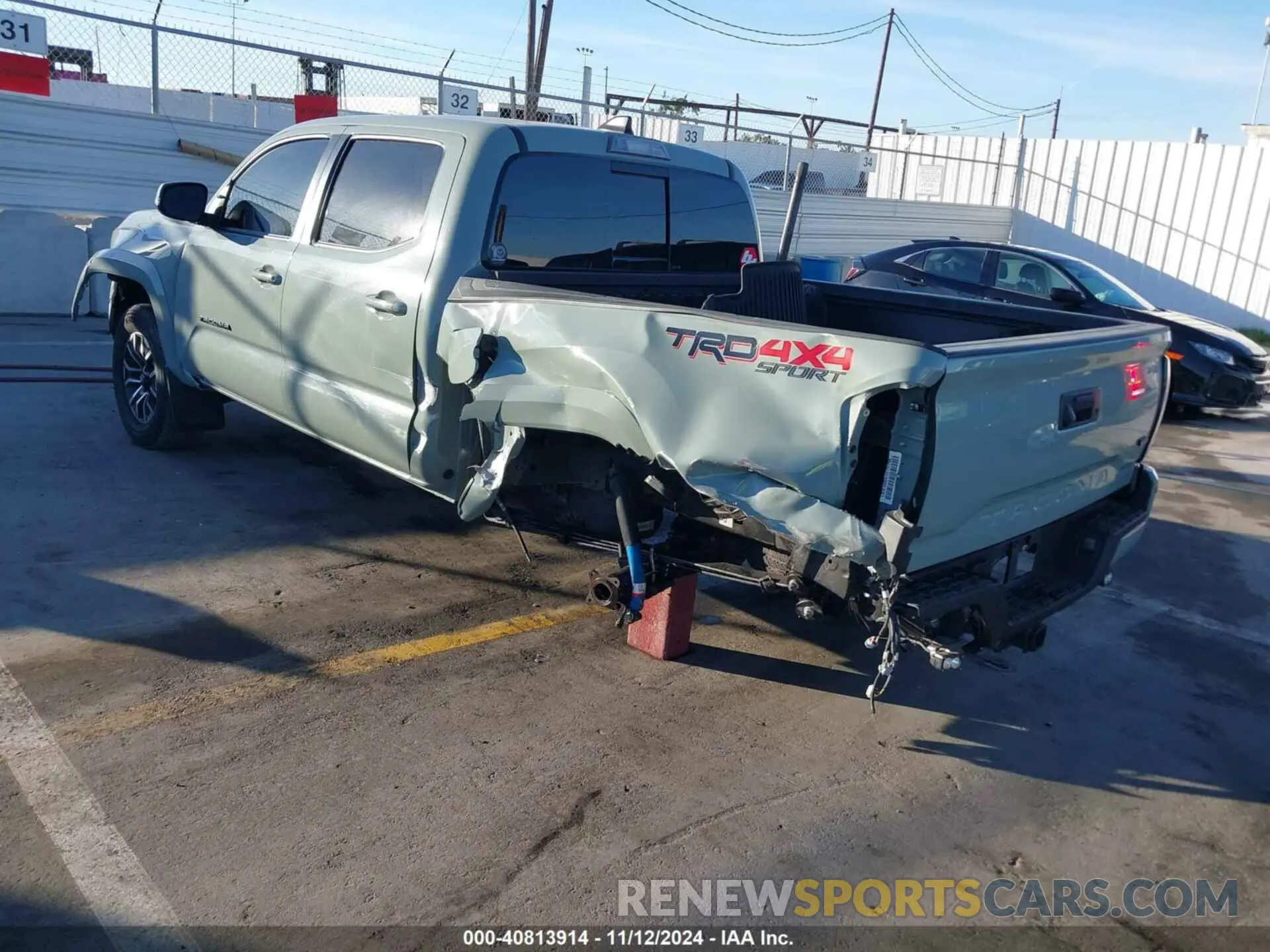 3 Photograph of a damaged car 3TMCZ5AN1NM509741 TOYOTA TACOMA 2022