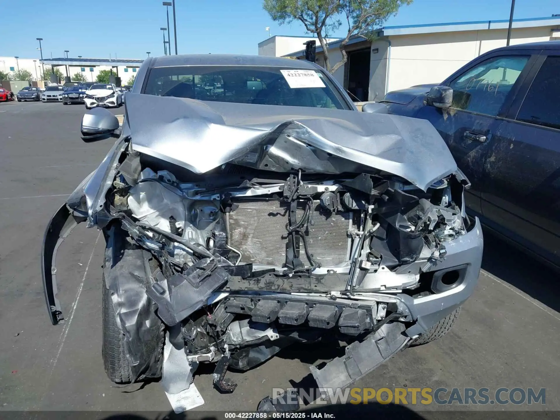 13 Photograph of a damaged car 3TMCZ5AN1NM518343 TOYOTA TACOMA 2022