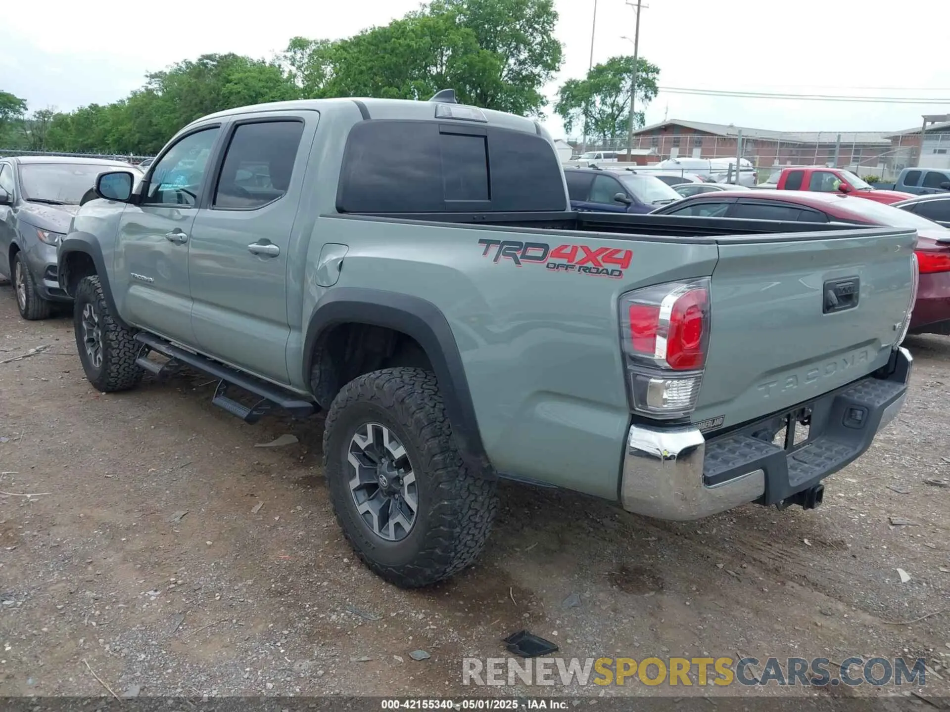 3 Photograph of a damaged car 3TMCZ5AN2NM461831 TOYOTA TACOMA 2022