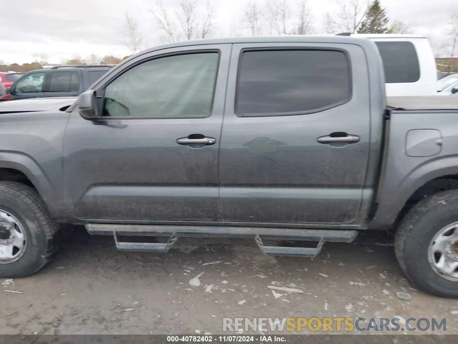 14 Photograph of a damaged car 3TMCZ5AN2NM474384 TOYOTA TACOMA 2022