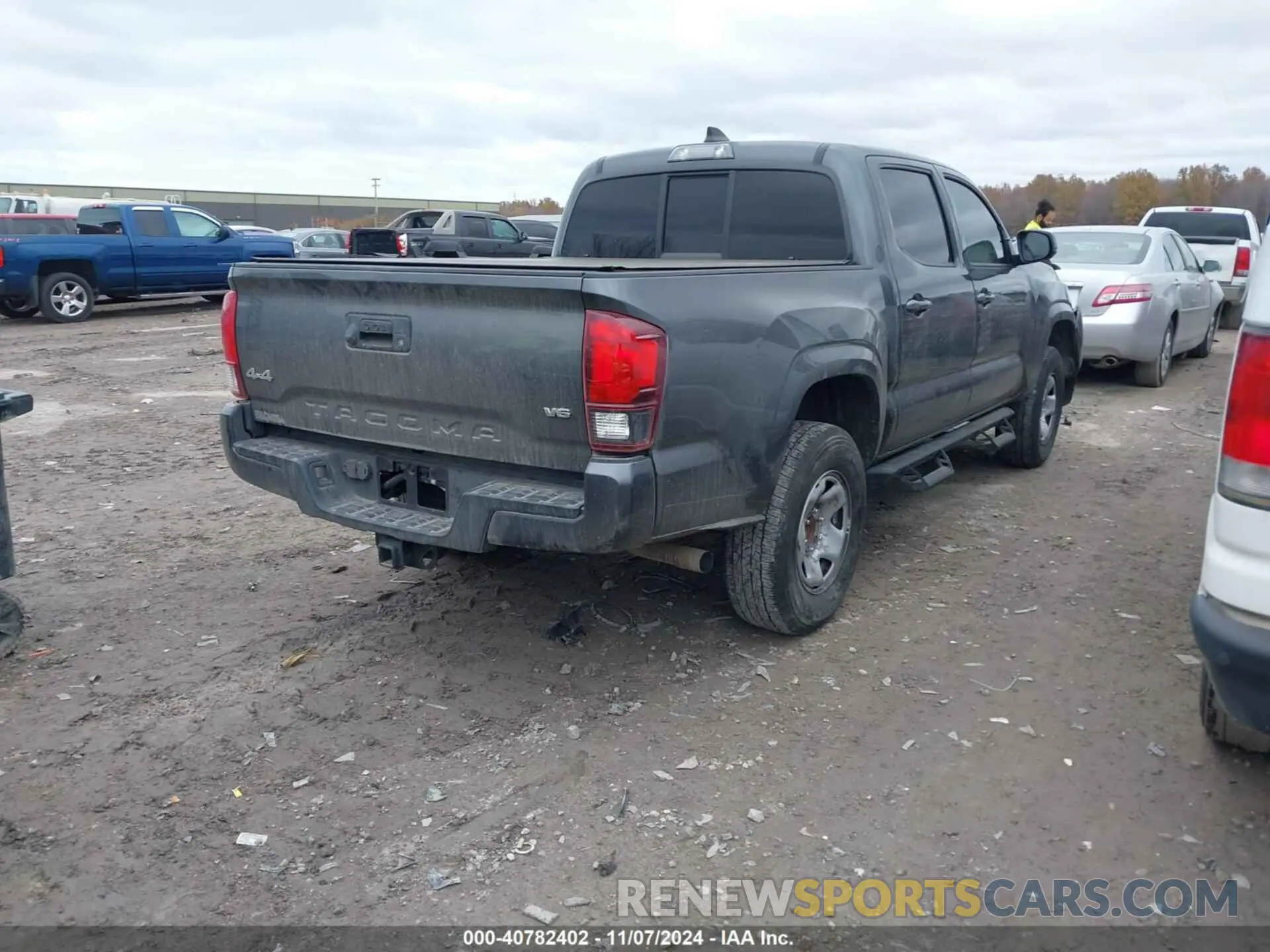 4 Photograph of a damaged car 3TMCZ5AN2NM474384 TOYOTA TACOMA 2022