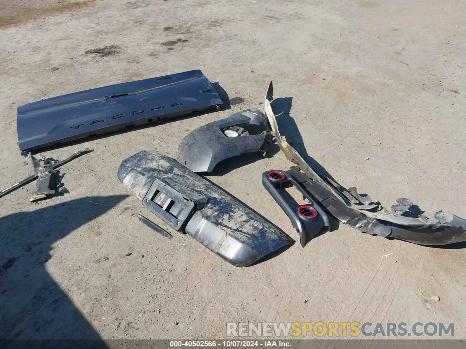 12 Photograph of a damaged car 3TMCZ5AN2NM481772 TOYOTA TACOMA 2022