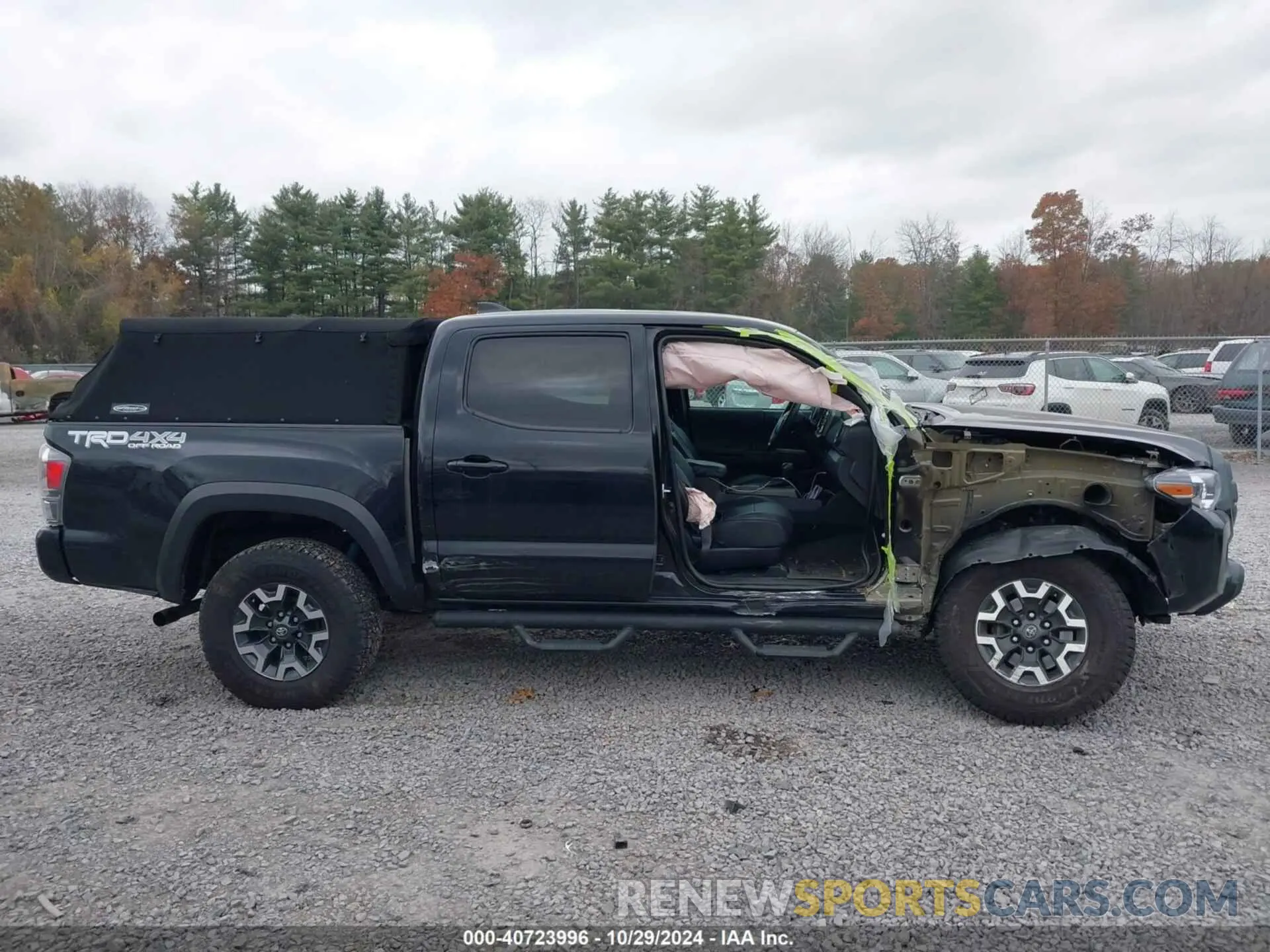 13 Photograph of a damaged car 3TMCZ5AN2NM494117 TOYOTA TACOMA 2022