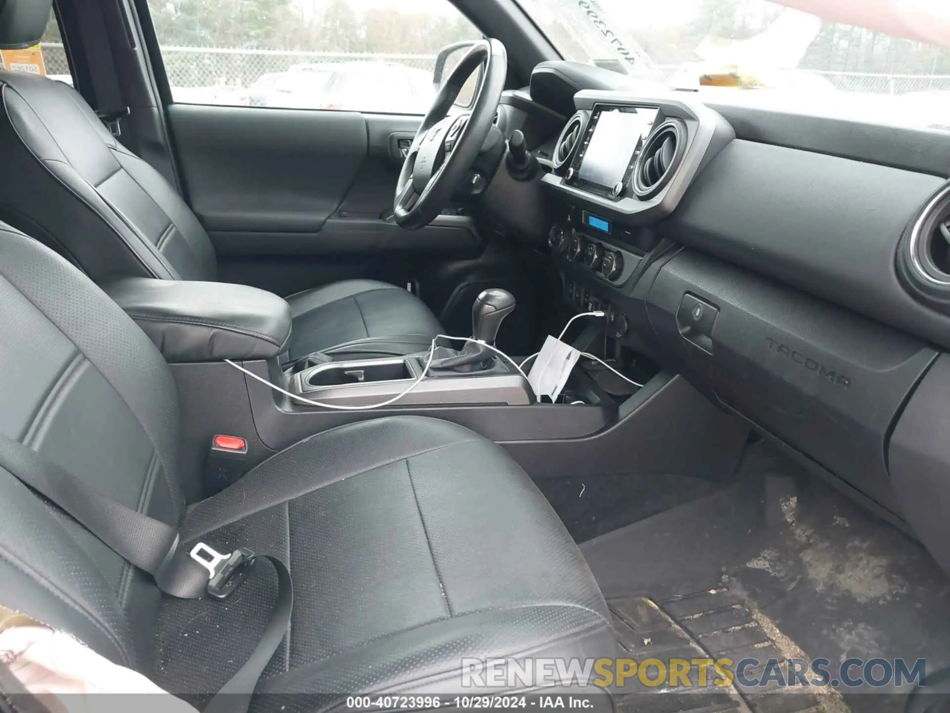 5 Photograph of a damaged car 3TMCZ5AN2NM494117 TOYOTA TACOMA 2022