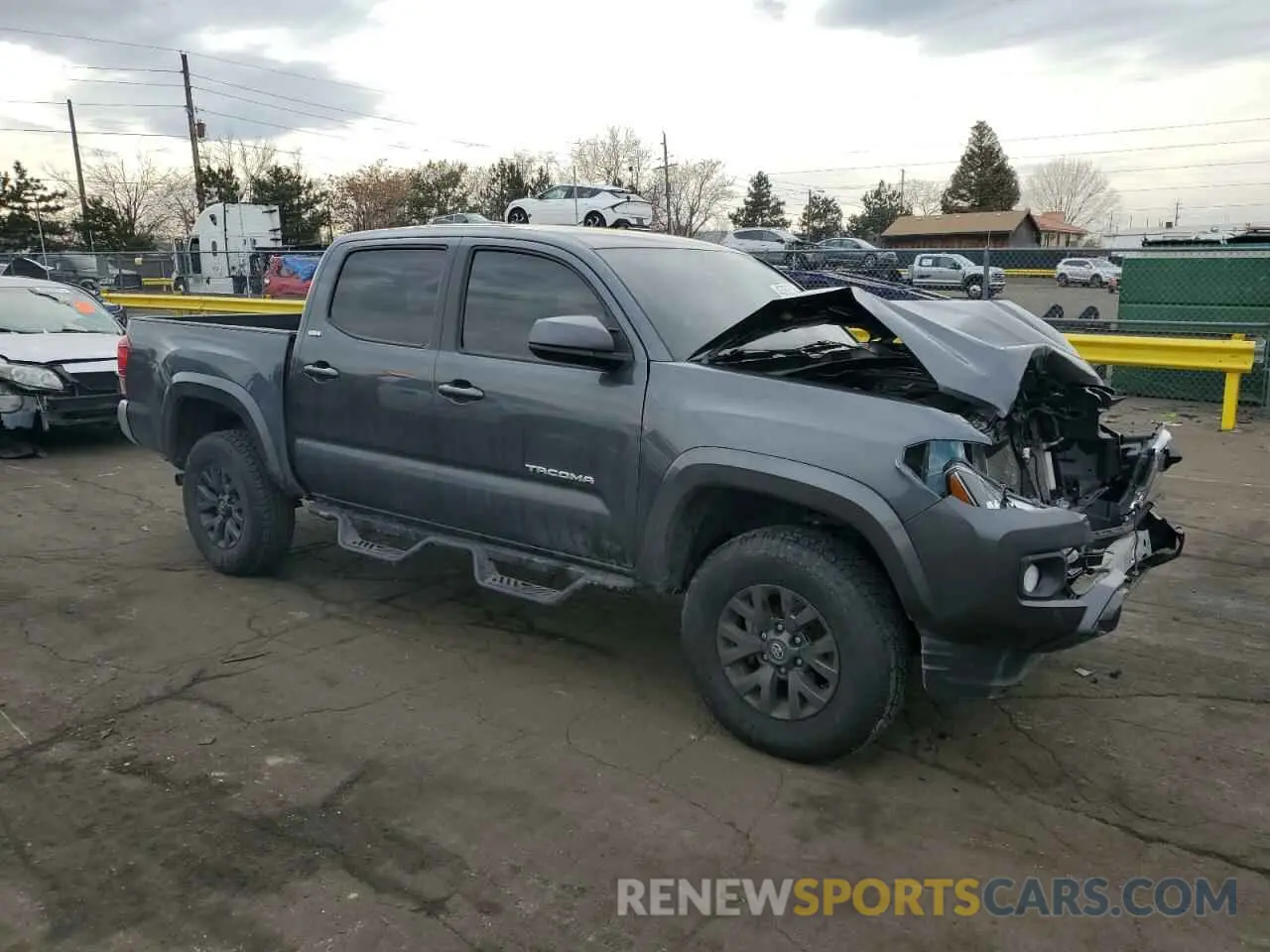 4 Photograph of a damaged car 3TMCZ5AN2NM510199 TOYOTA TACOMA 2022