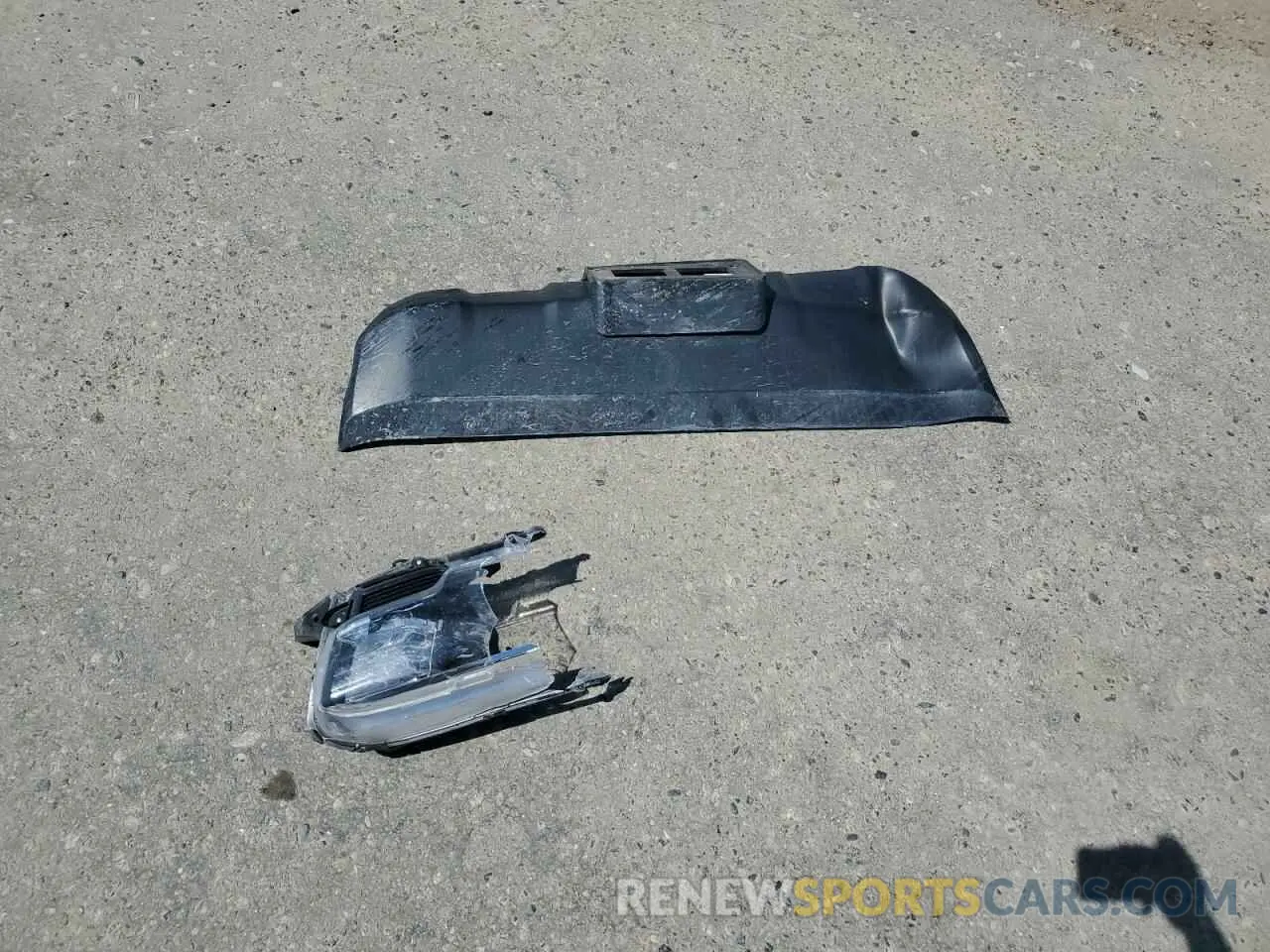 14 Photograph of a damaged car 3TMCZ5AN2NM515418 TOYOTA TACOMA 2022