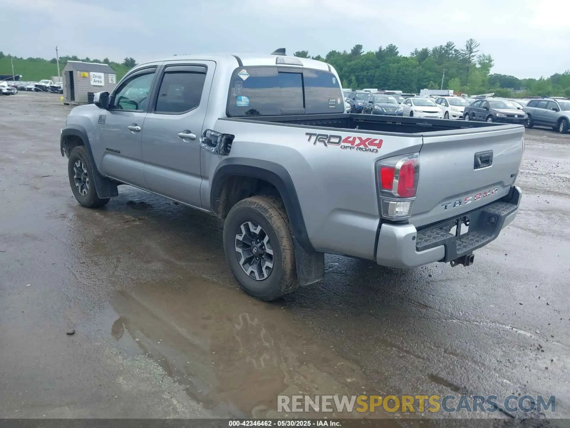 3 Photograph of a damaged car 3TMCZ5AN3NM468481 TOYOTA TACOMA 2022