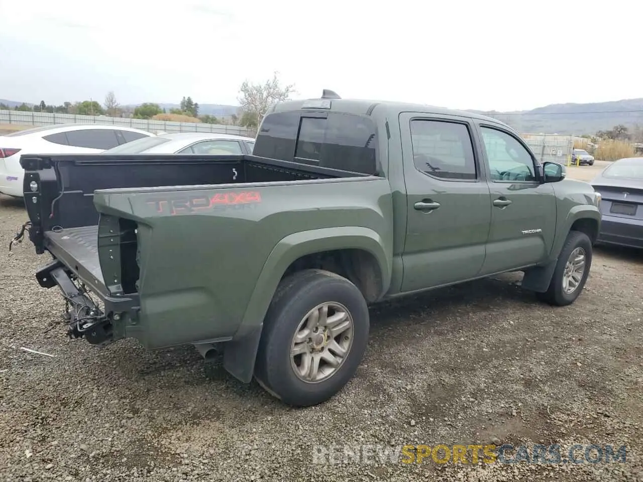 3 Photograph of a damaged car 3TMCZ5AN3NM484907 TOYOTA TACOMA 2022