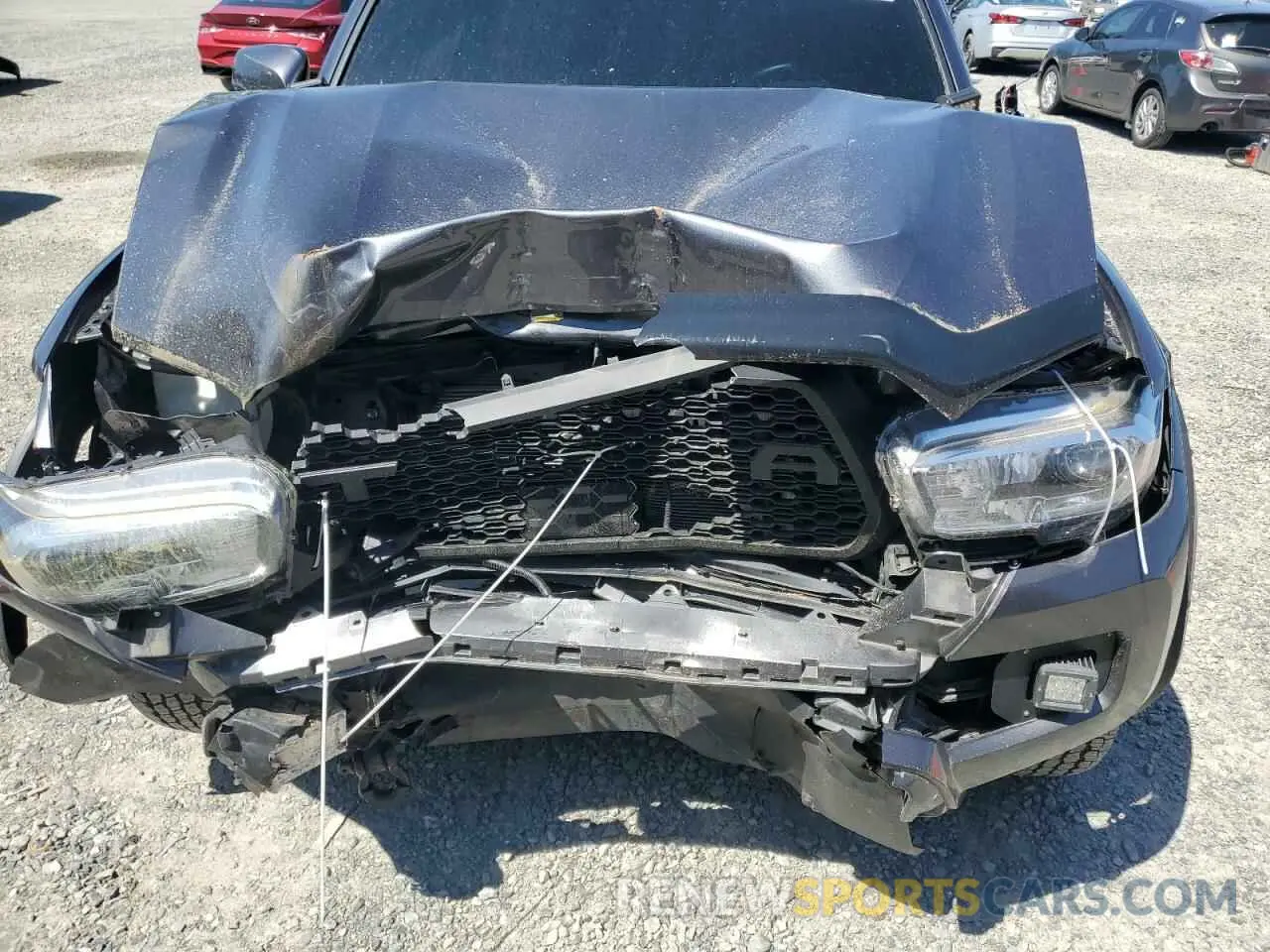 11 Photograph of a damaged car 3TMCZ5AN3NM485877 TOYOTA TACOMA 2022