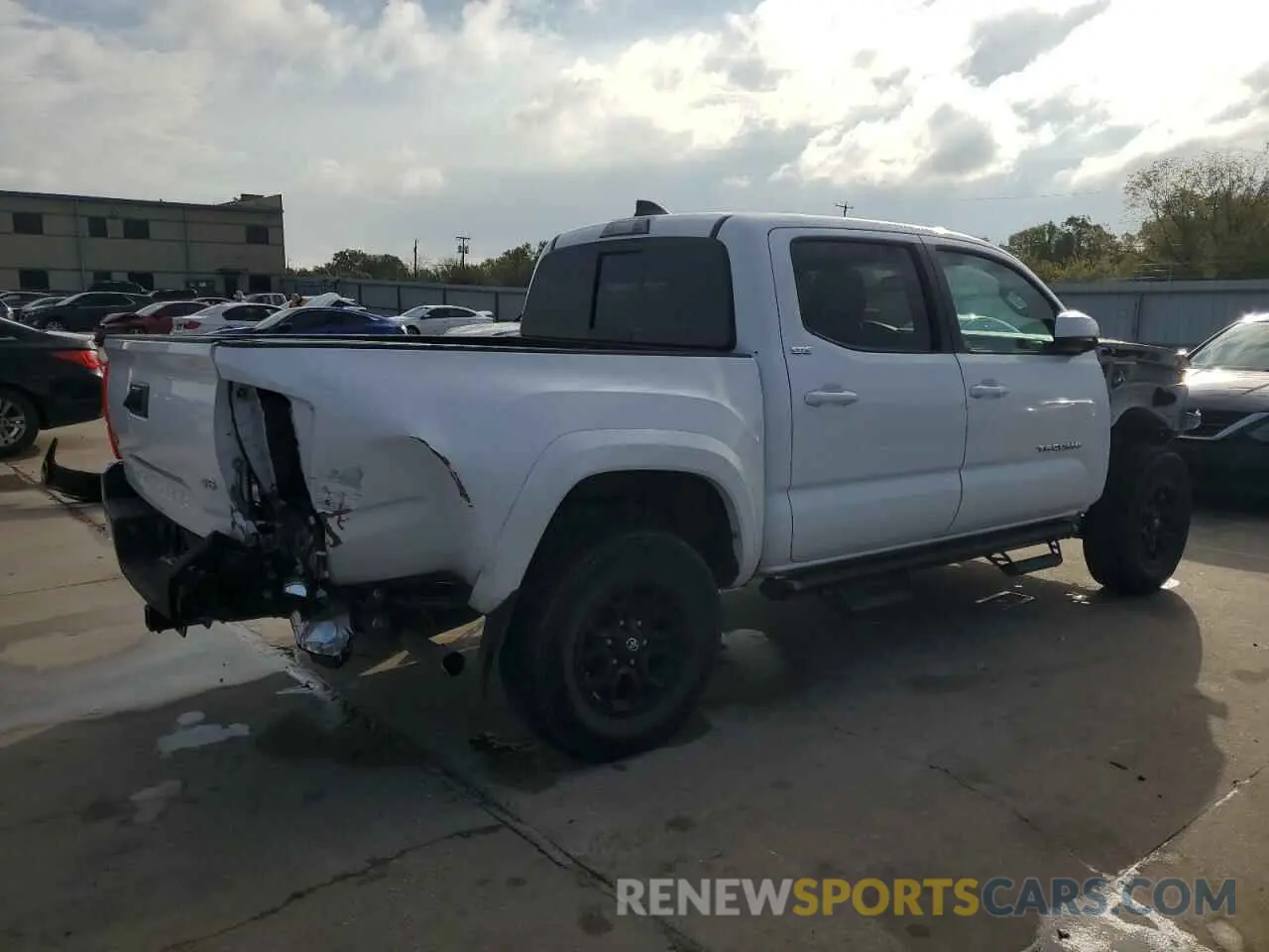 3 Photograph of a damaged car 3TMCZ5AN3NM506811 TOYOTA TACOMA 2022