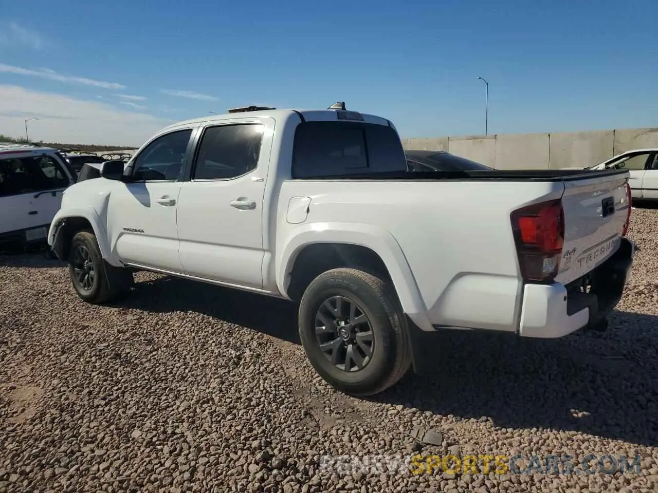 2 Photograph of a damaged car 3TMCZ5AN3NM513726 TOYOTA TACOMA 2022