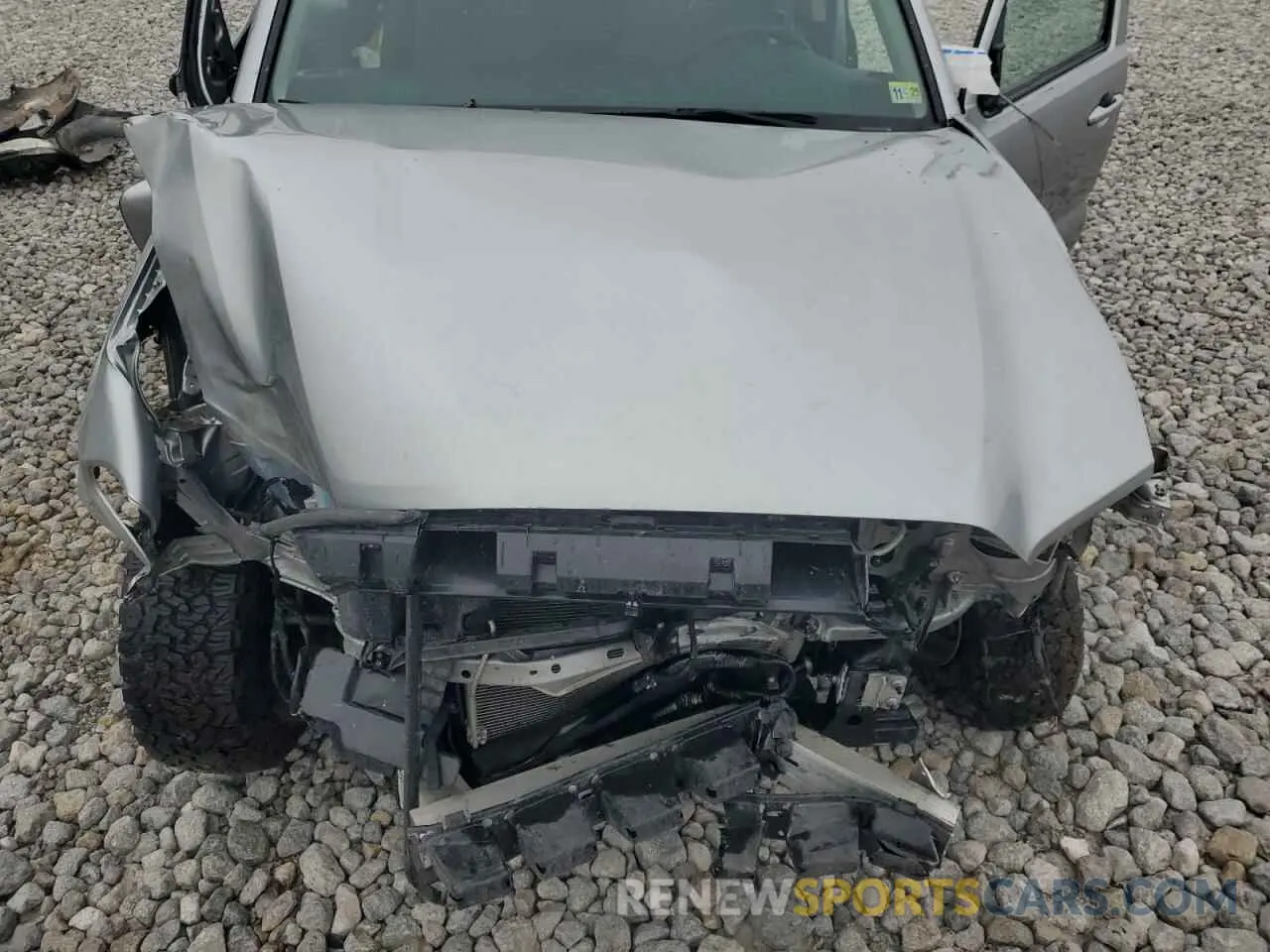 12 Photograph of a damaged car 3TMCZ5AN3NM519803 TOYOTA TACOMA 2022
