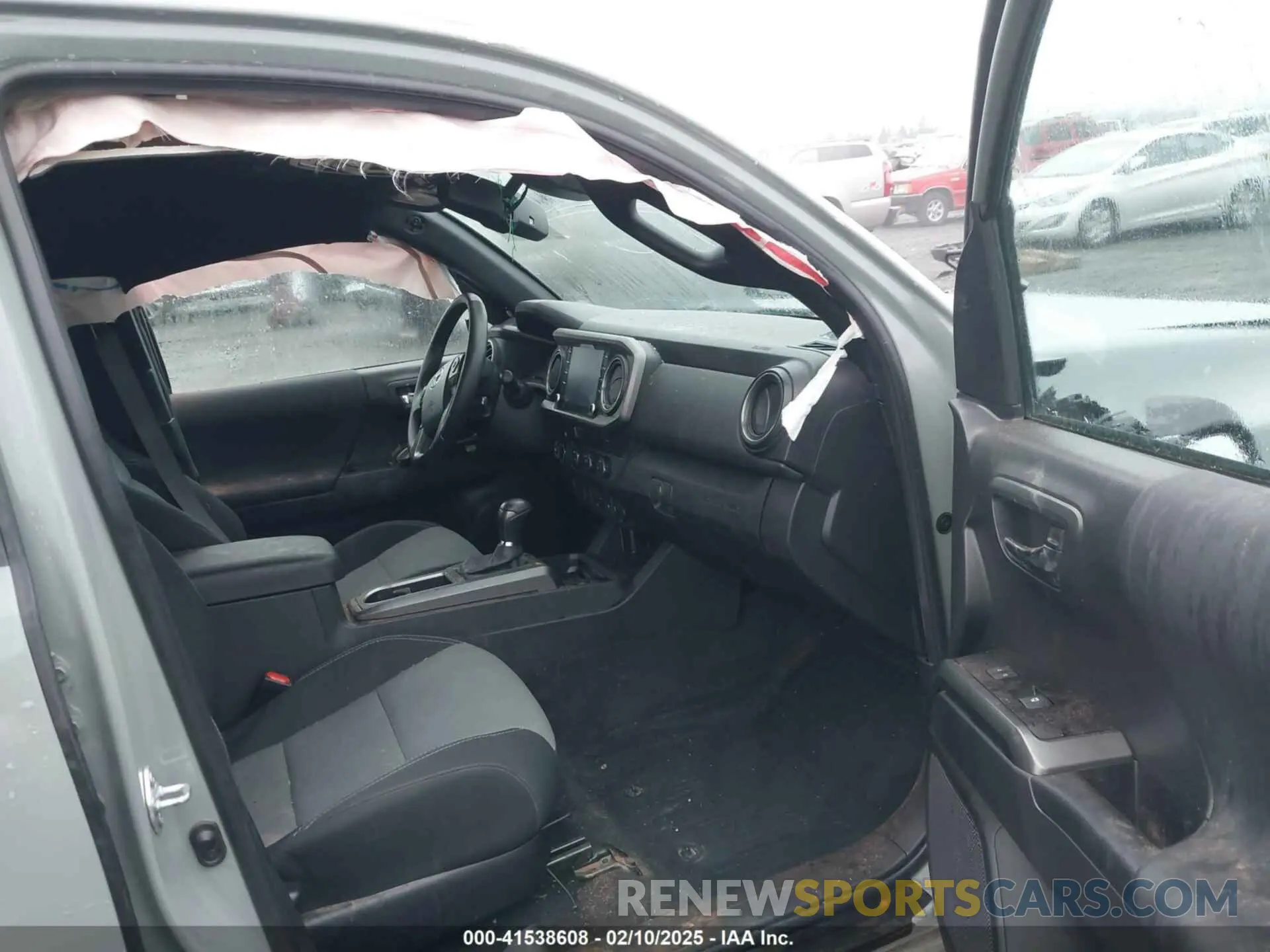 5 Photograph of a damaged car 3TMCZ5AN3NM528100 TOYOTA TACOMA 2022