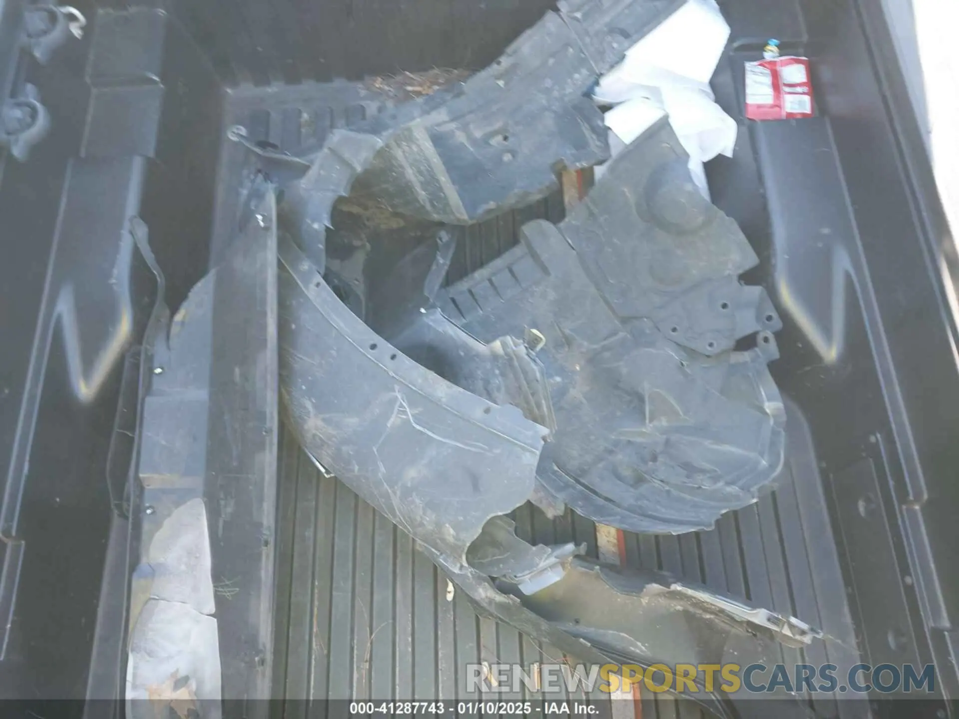12 Photograph of a damaged car 3TMCZ5AN4NM480154 TOYOTA TACOMA 2022