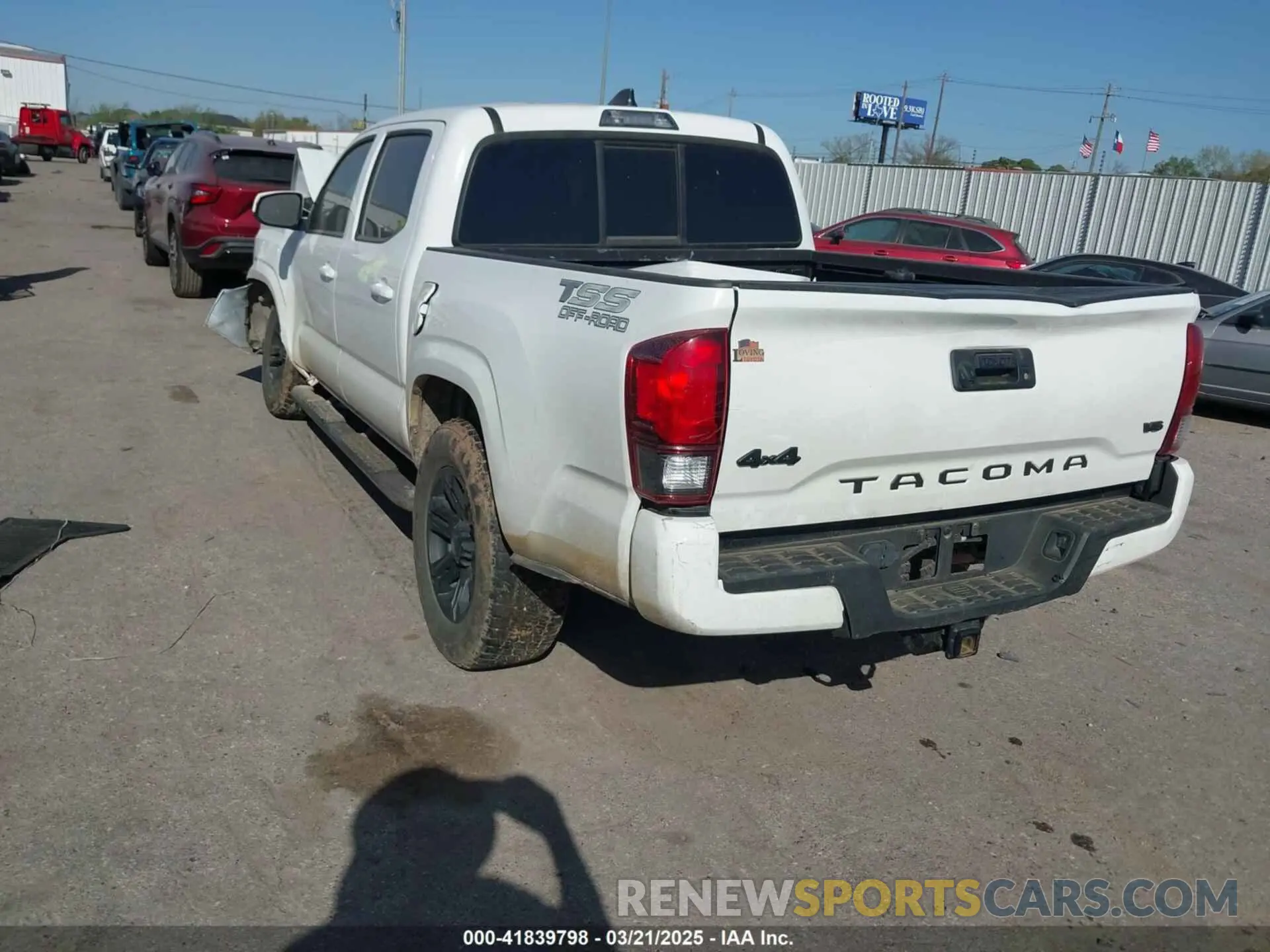 3 Photograph of a damaged car 3TMCZ5AN4NM488447 TOYOTA TACOMA 2022