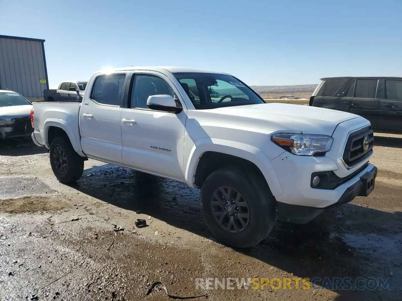 4 Photograph of a damaged car 3TMCZ5AN4NM516795 TOYOTA TACOMA 2022