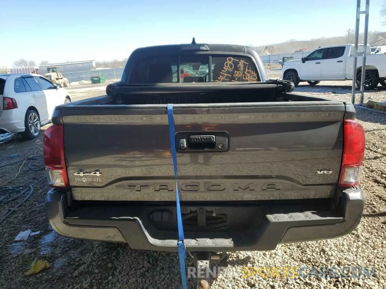6 Photograph of a damaged car 3TMCZ5AN5NM469146 TOYOTA TACOMA 2022