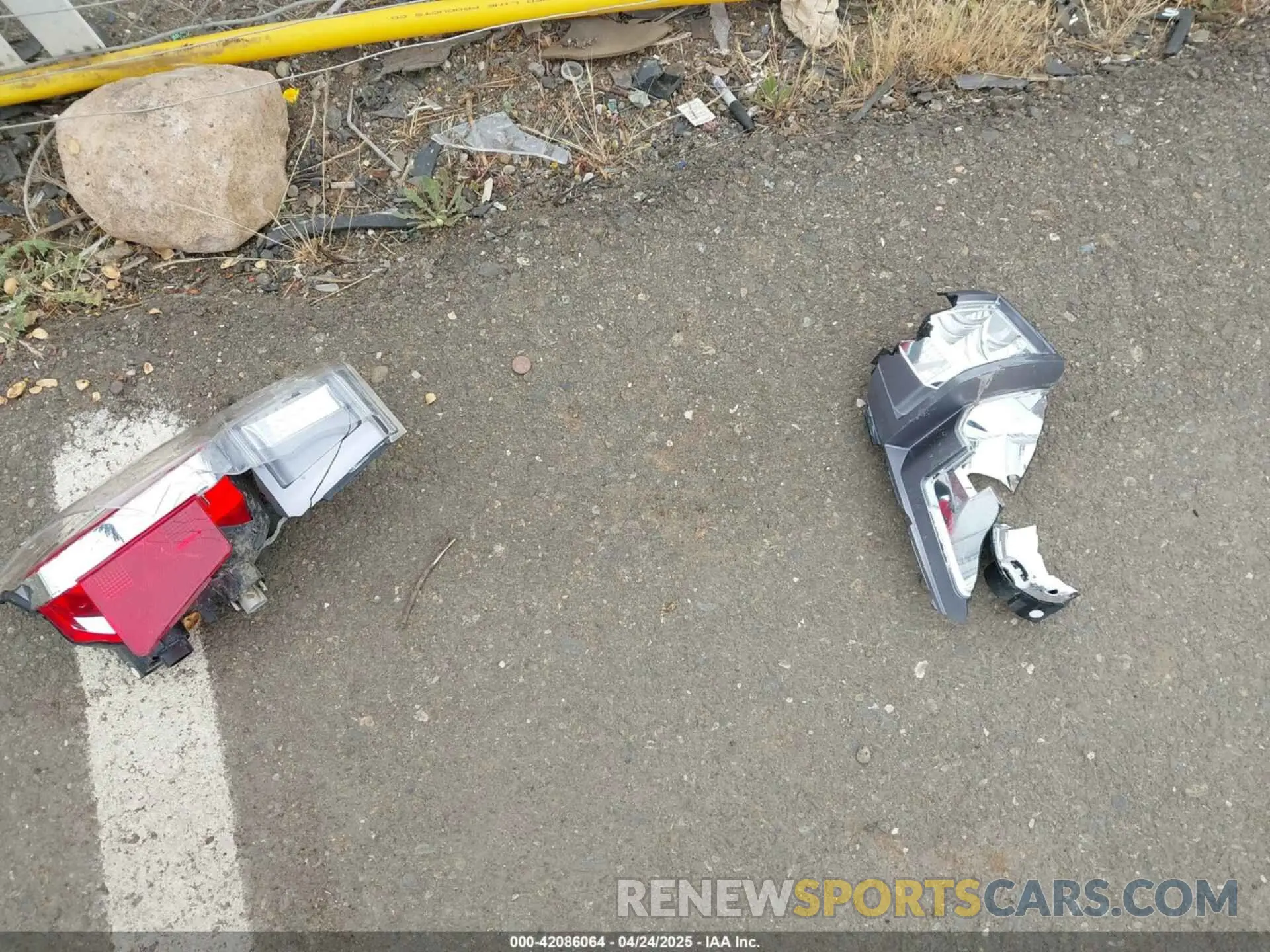 12 Photograph of a damaged car 3TMCZ5AN5NM477070 TOYOTA TACOMA 2022