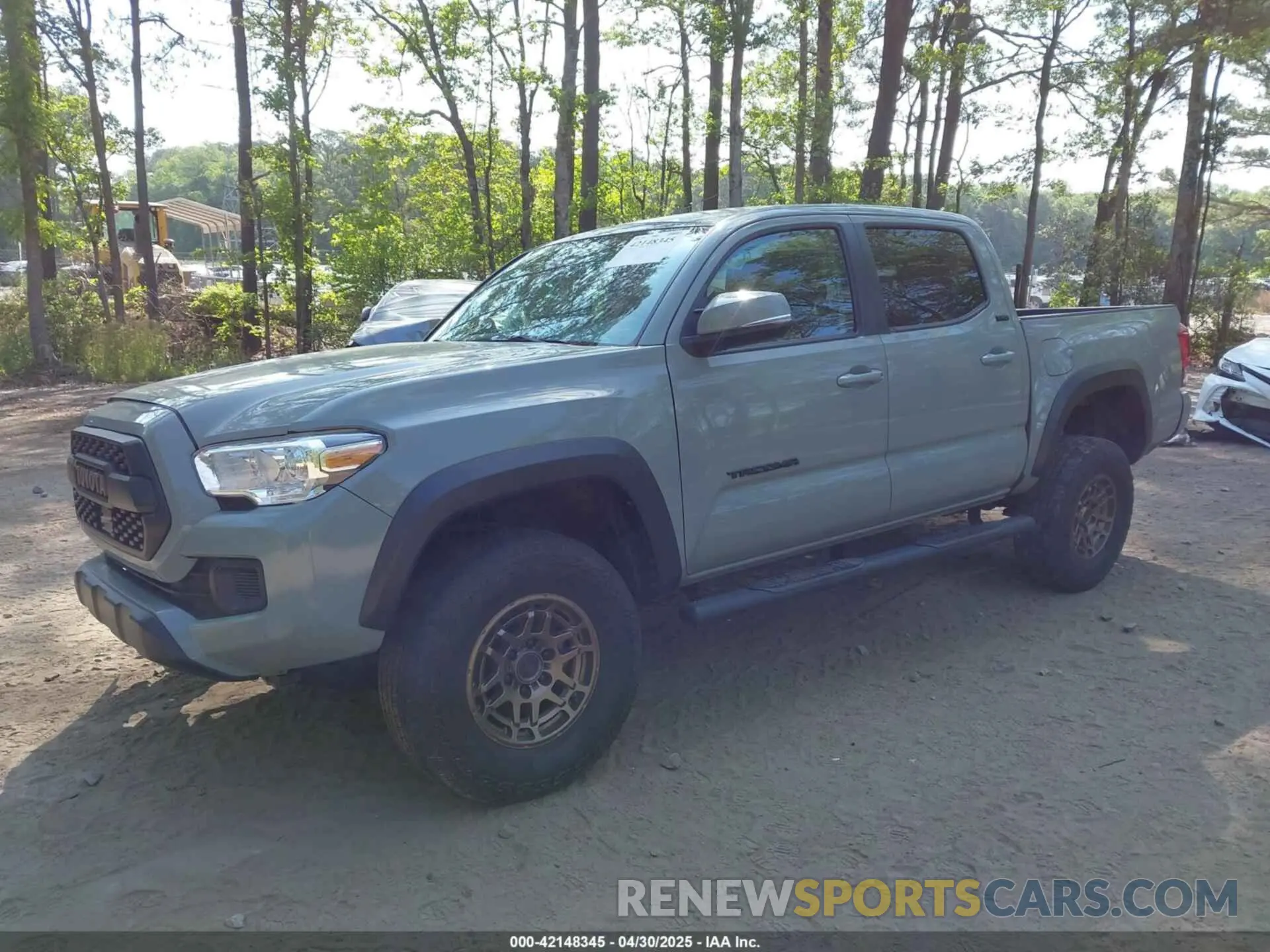 2 Photograph of a damaged car 3TMCZ5AN5NM518961 TOYOTA TACOMA 2022
