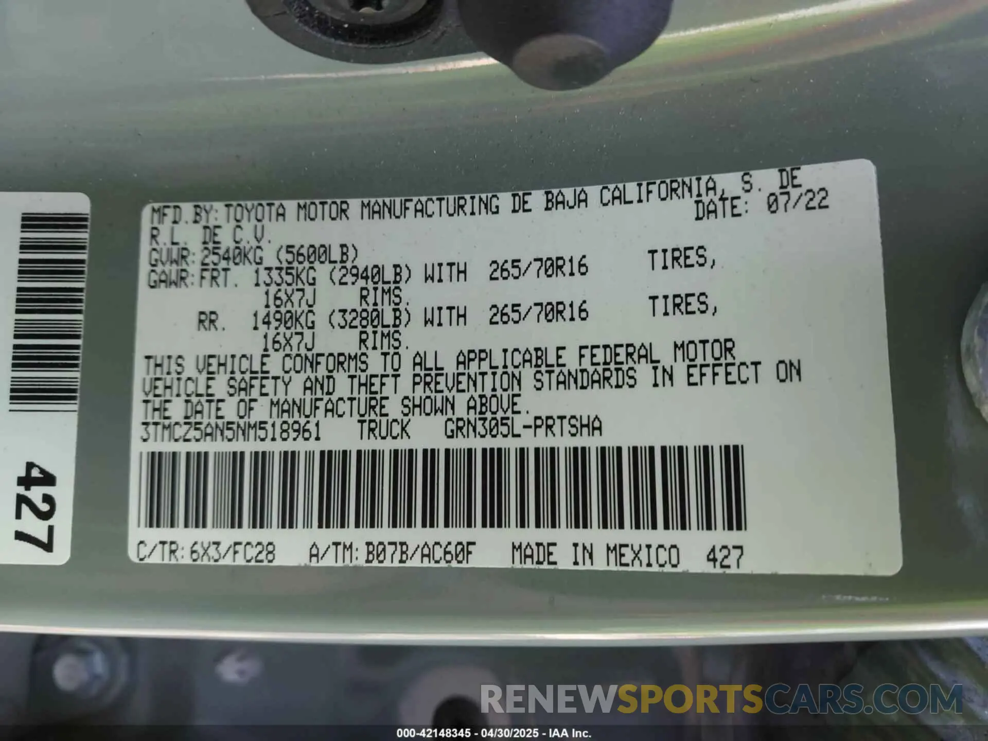 9 Photograph of a damaged car 3TMCZ5AN5NM518961 TOYOTA TACOMA 2022