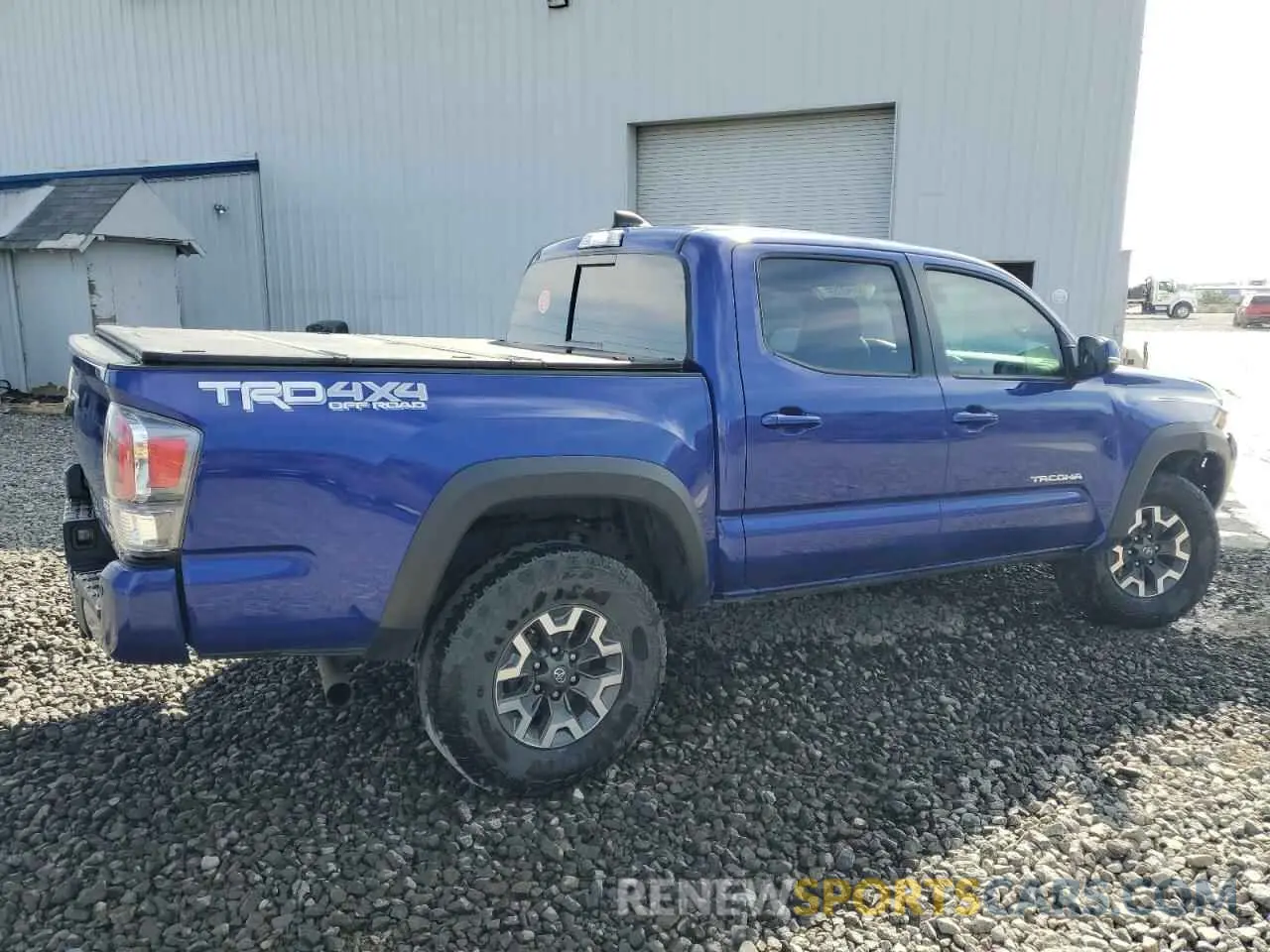 3 Photograph of a damaged car 3TMCZ5AN5NM523822 TOYOTA TACOMA 2022