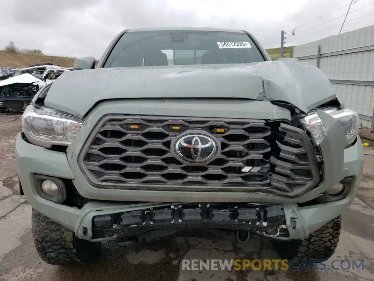 5 Photograph of a damaged car 3TMCZ5AN5NM530673 TOYOTA TACOMA 2022
