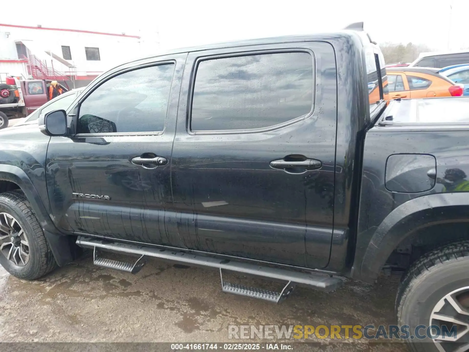 14 Photograph of a damaged car 3TMCZ5AN6NM459886 TOYOTA TACOMA 2022